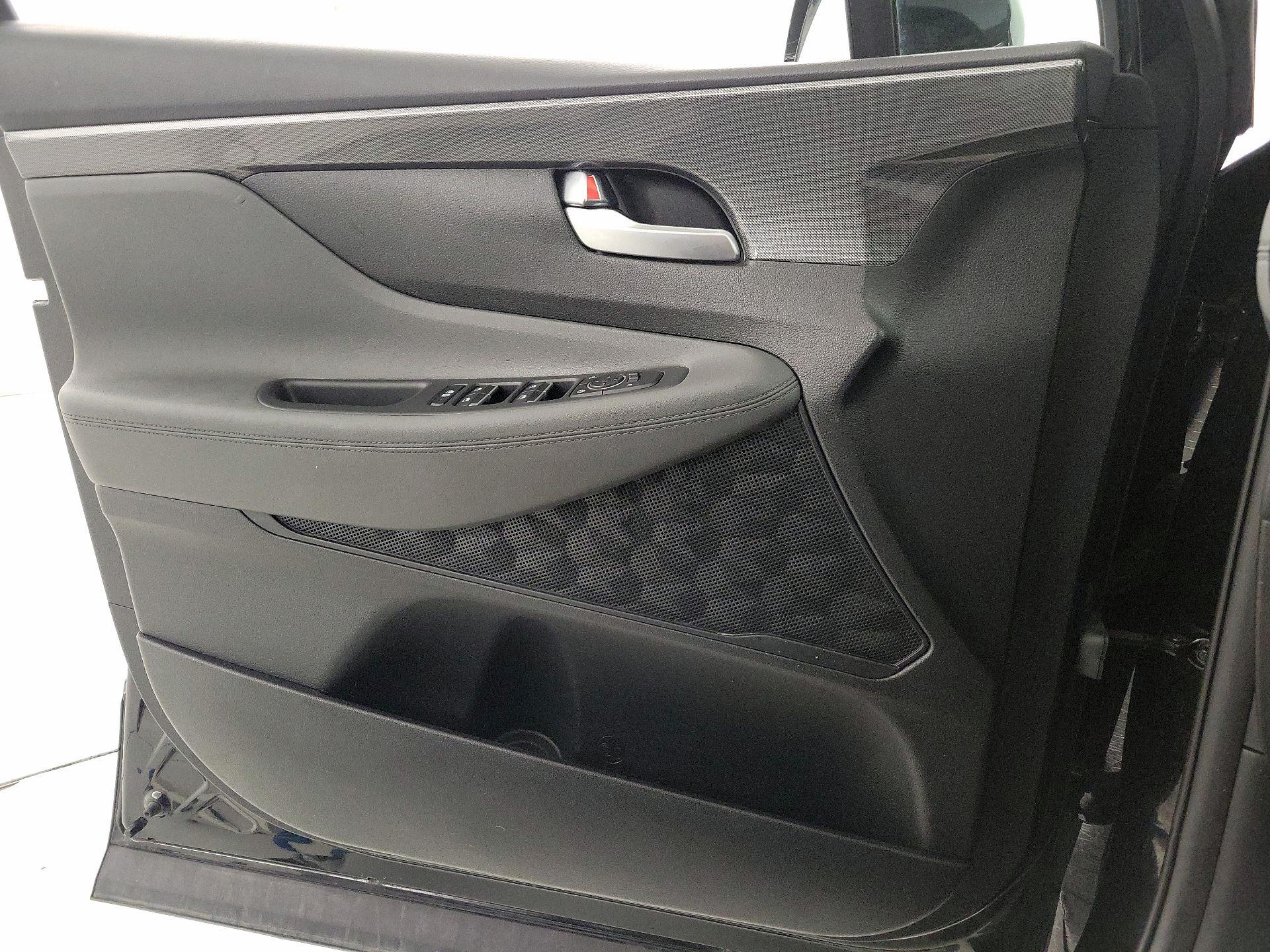 Thumbnail: 2023 Hyundai Santa Fe - 12