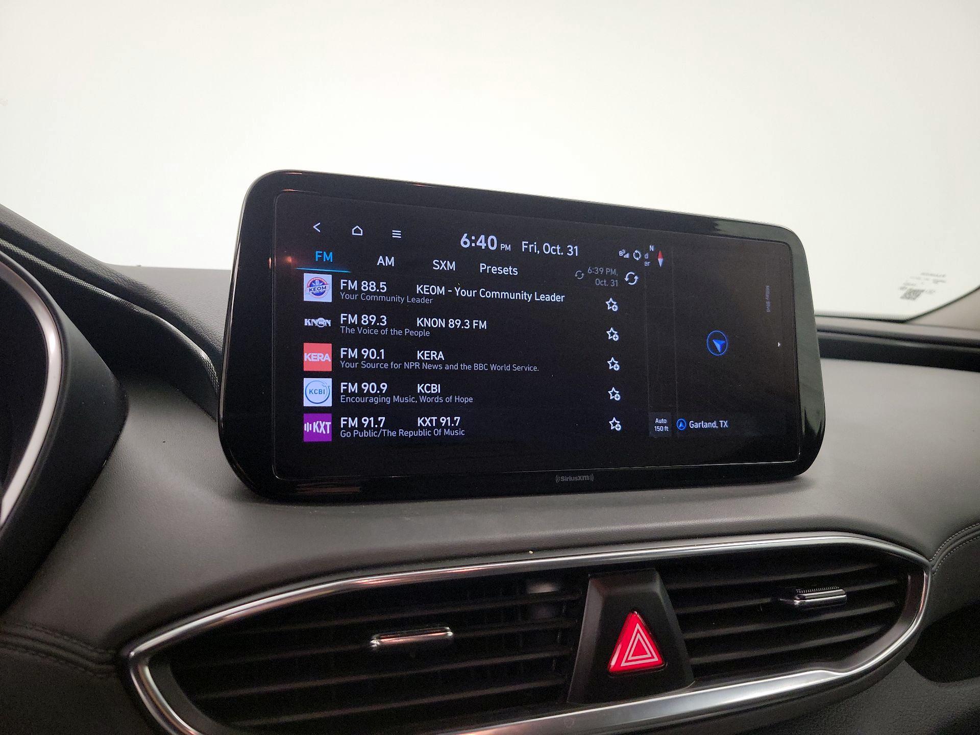 Thumbnail: 2023 Hyundai Santa Fe - 16