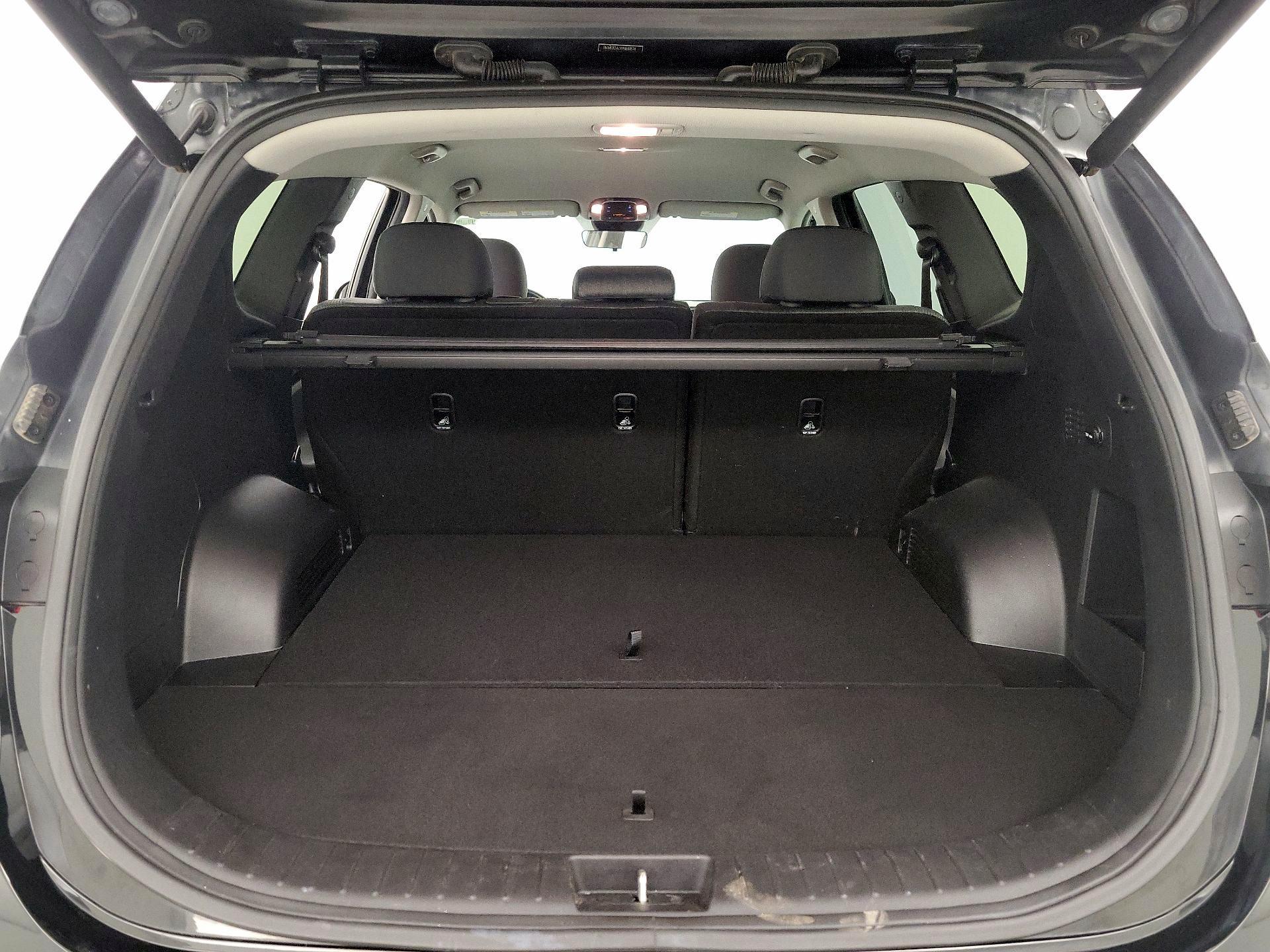 Thumbnail: 2023 Hyundai Santa Fe - 20