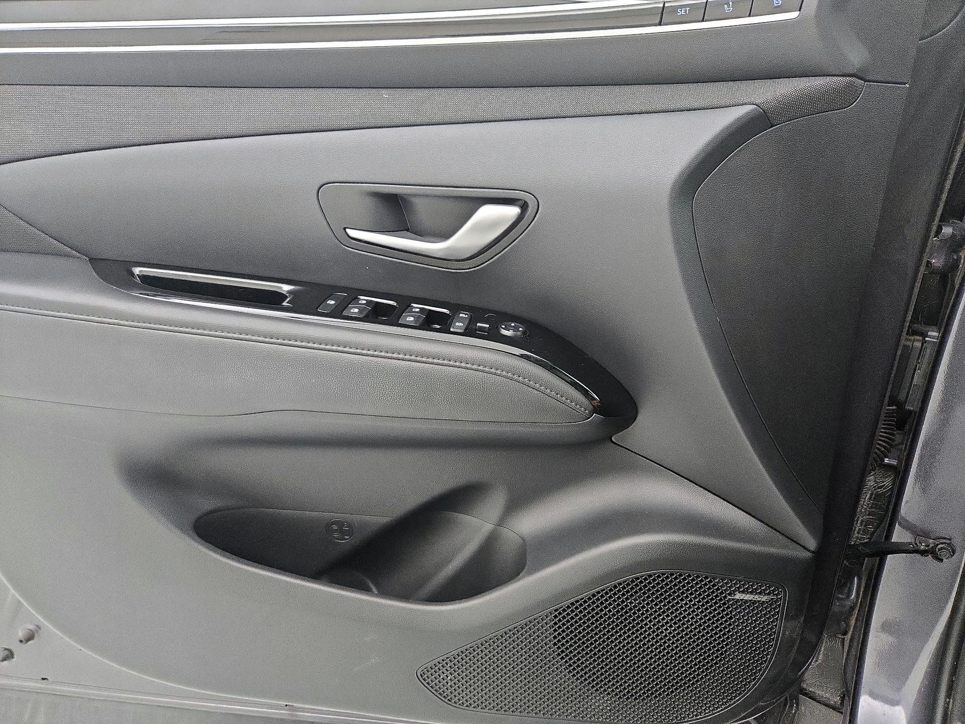 Thumbnail: 2022 Hyundai Tucson - 12