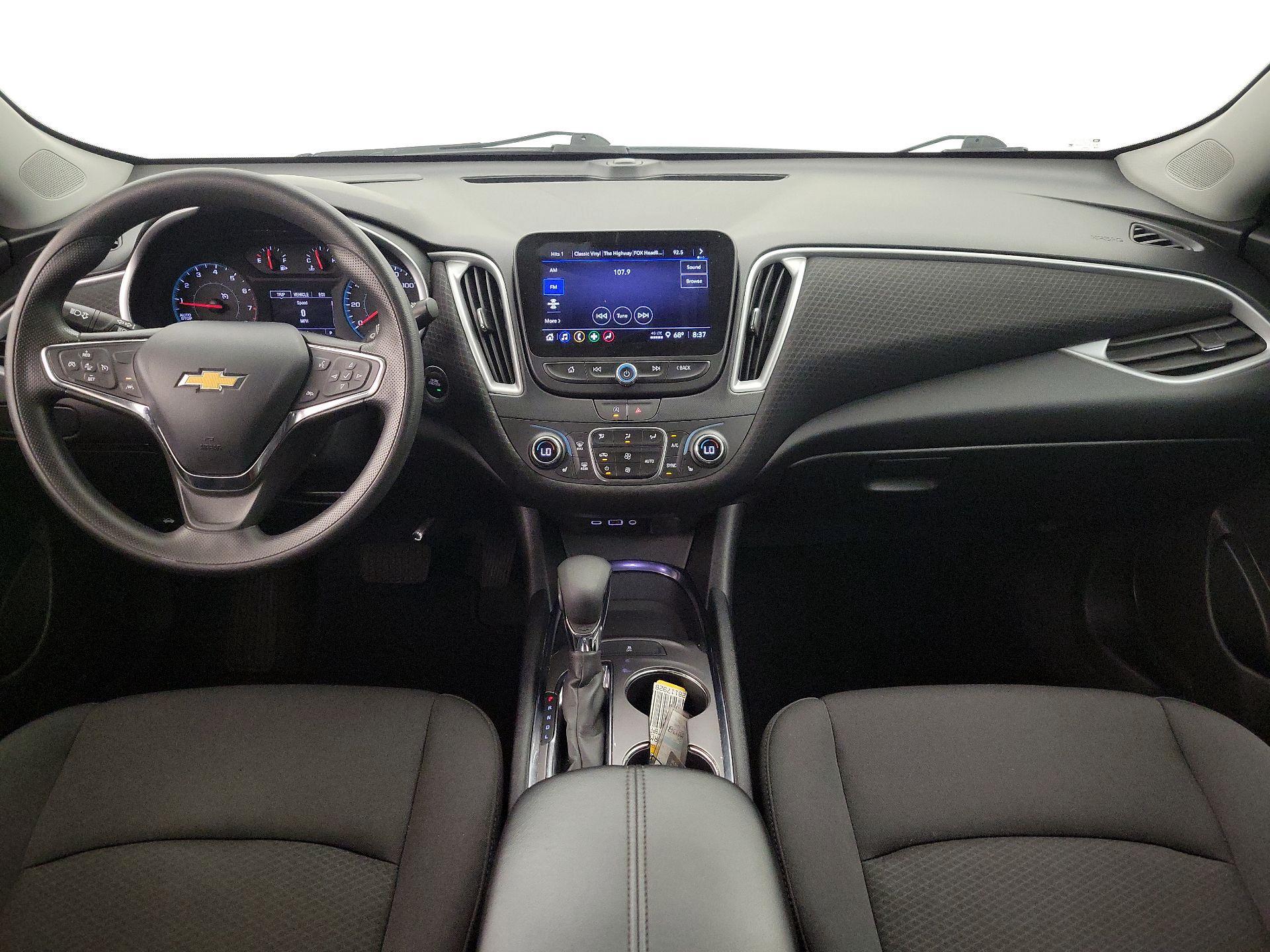 Thumbnail: 2023 Chevrolet Malibu - 9