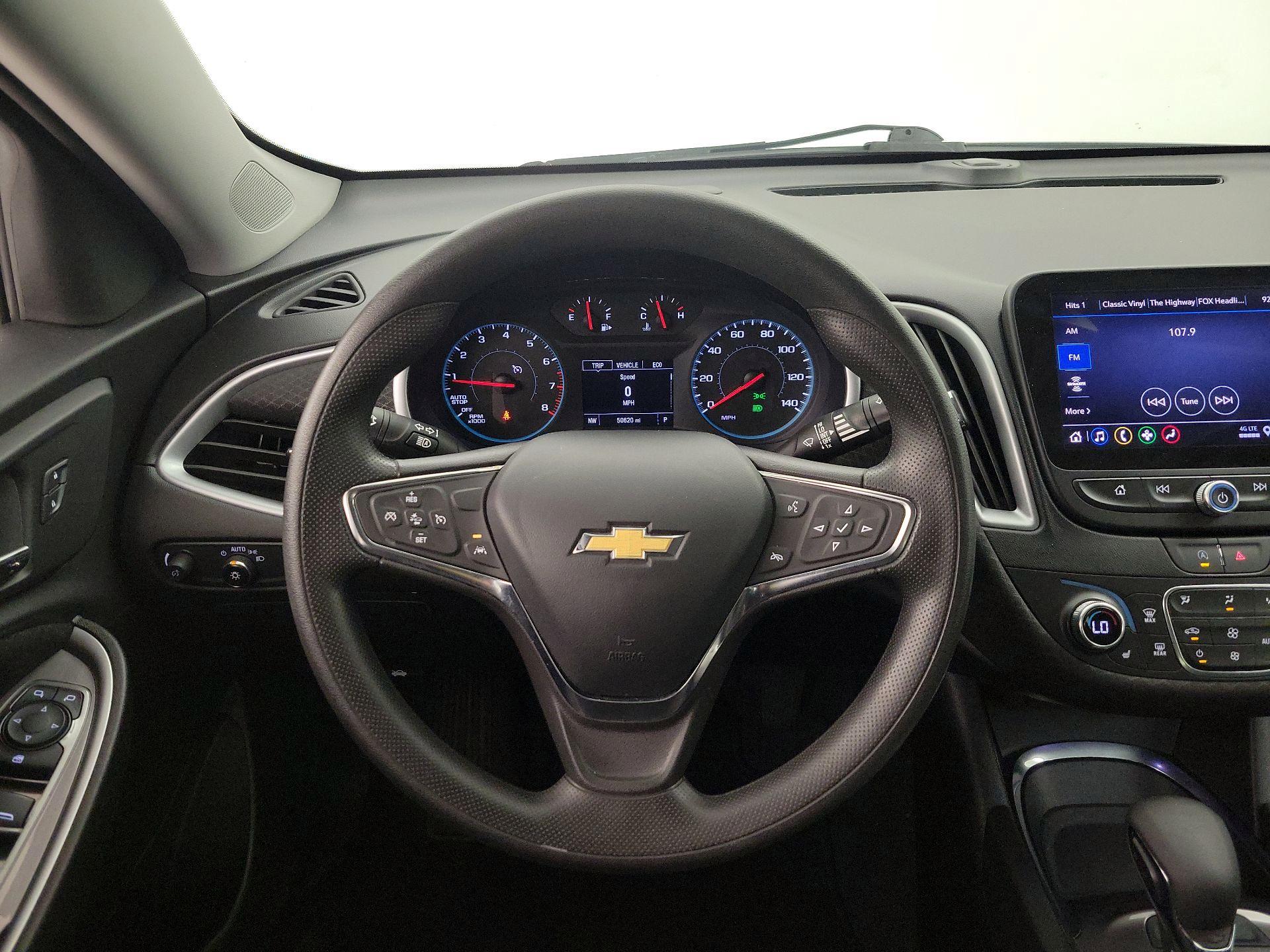 Thumbnail: 2023 Chevrolet Malibu - 10