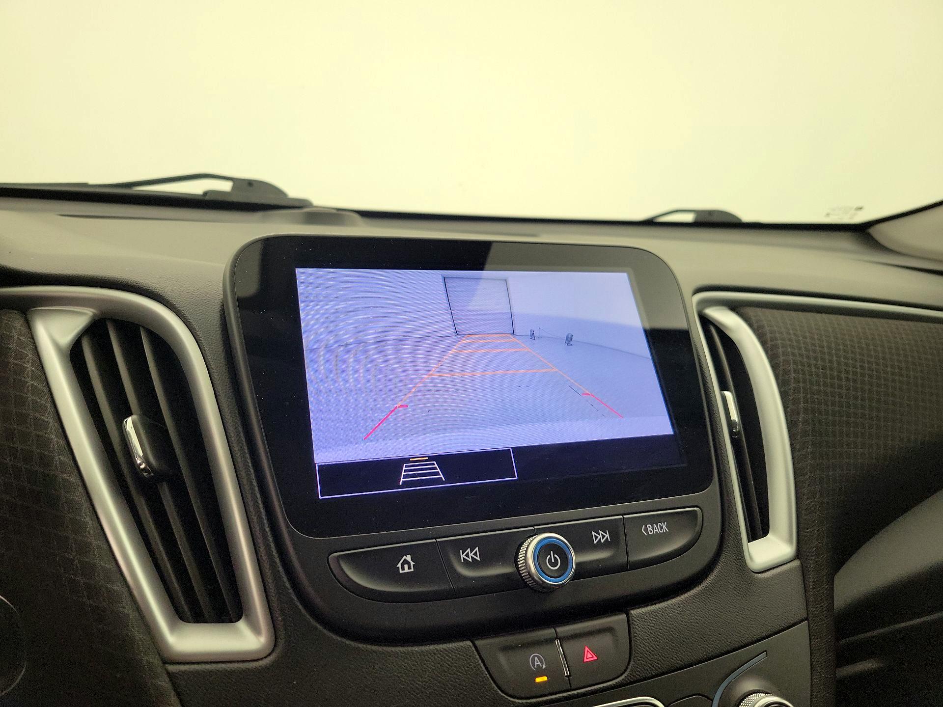 Thumbnail: 2023 Chevrolet Malibu - 14