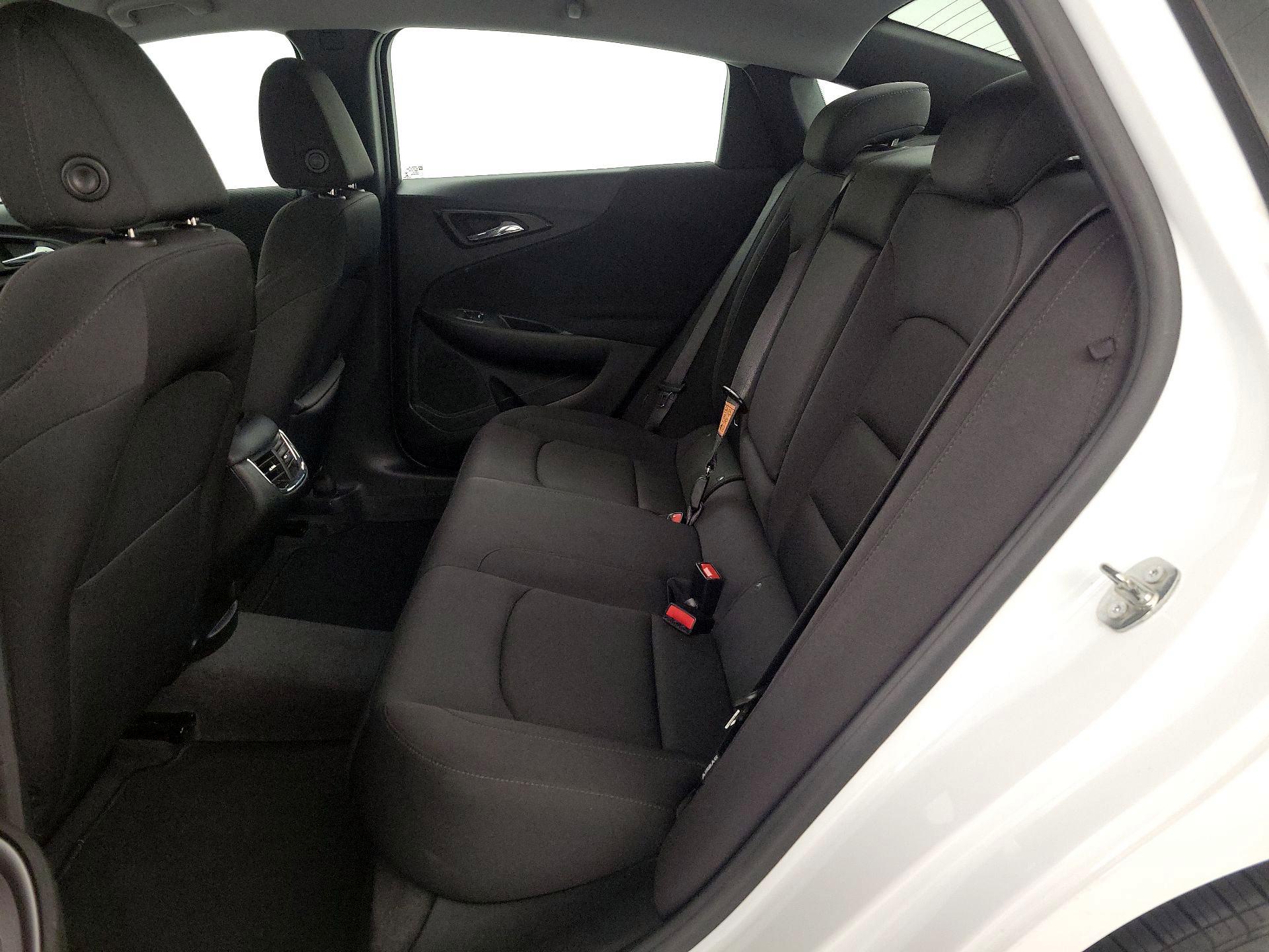 Thumbnail: 2023 Chevrolet Malibu - 18