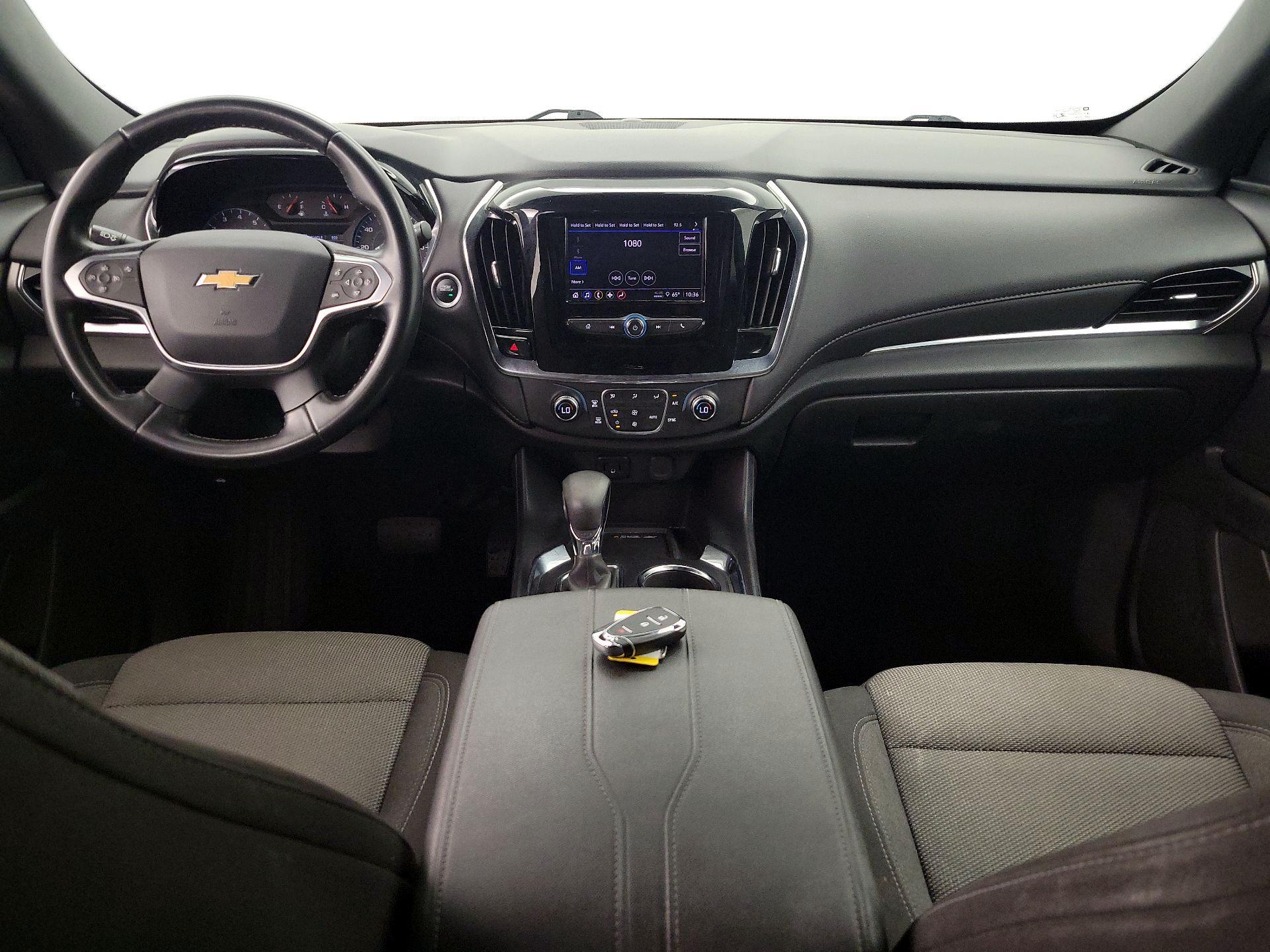 Thumbnail: 2023 Chevrolet Traverse - 9