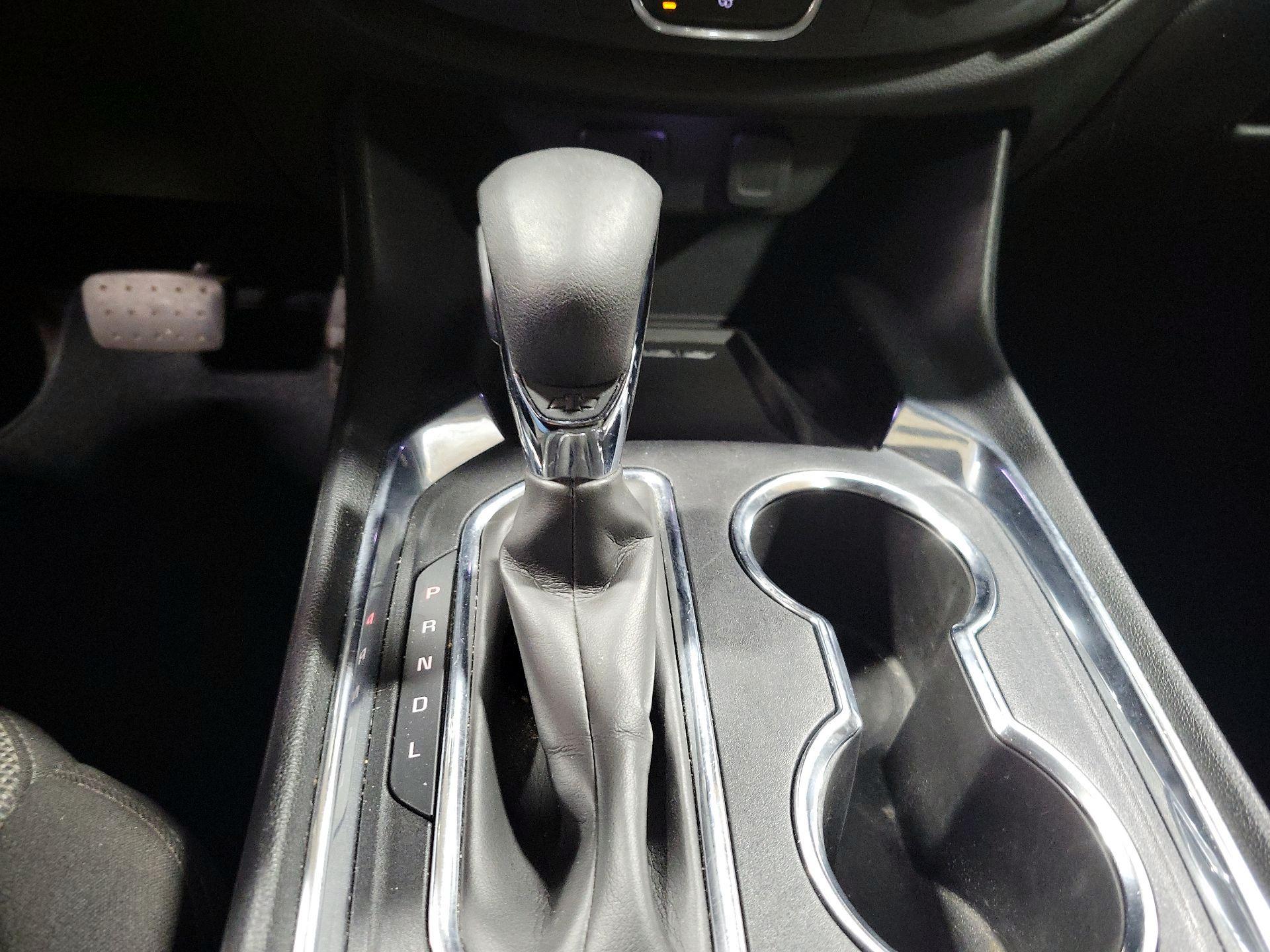 Thumbnail: 2023 Chevrolet Traverse - 17