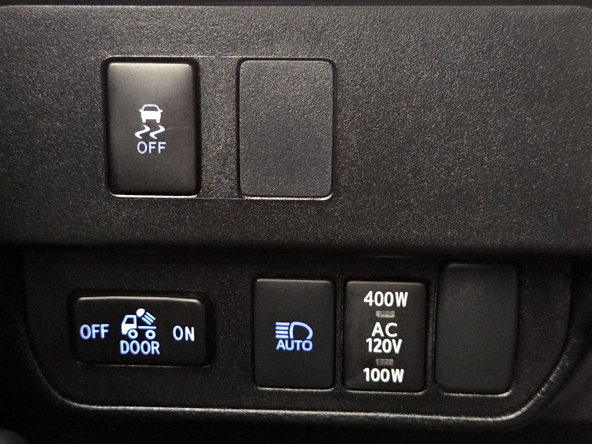 Thumbnail: 2023 Toyota Tacoma - 13