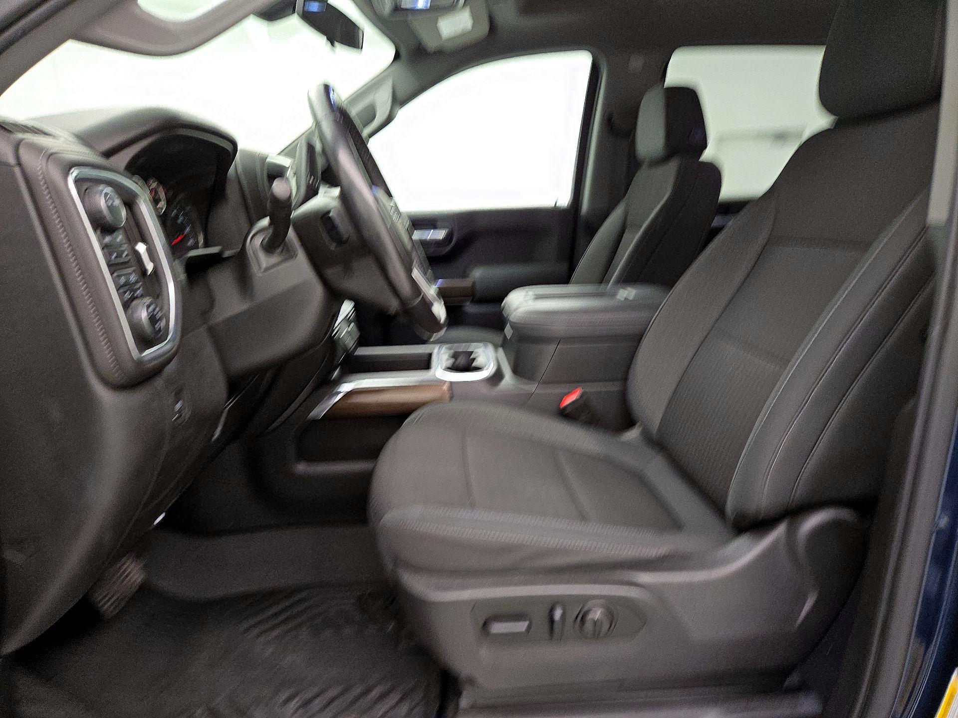 Thumbnail: 2021 Chevrolet Silverado 1500 - 11