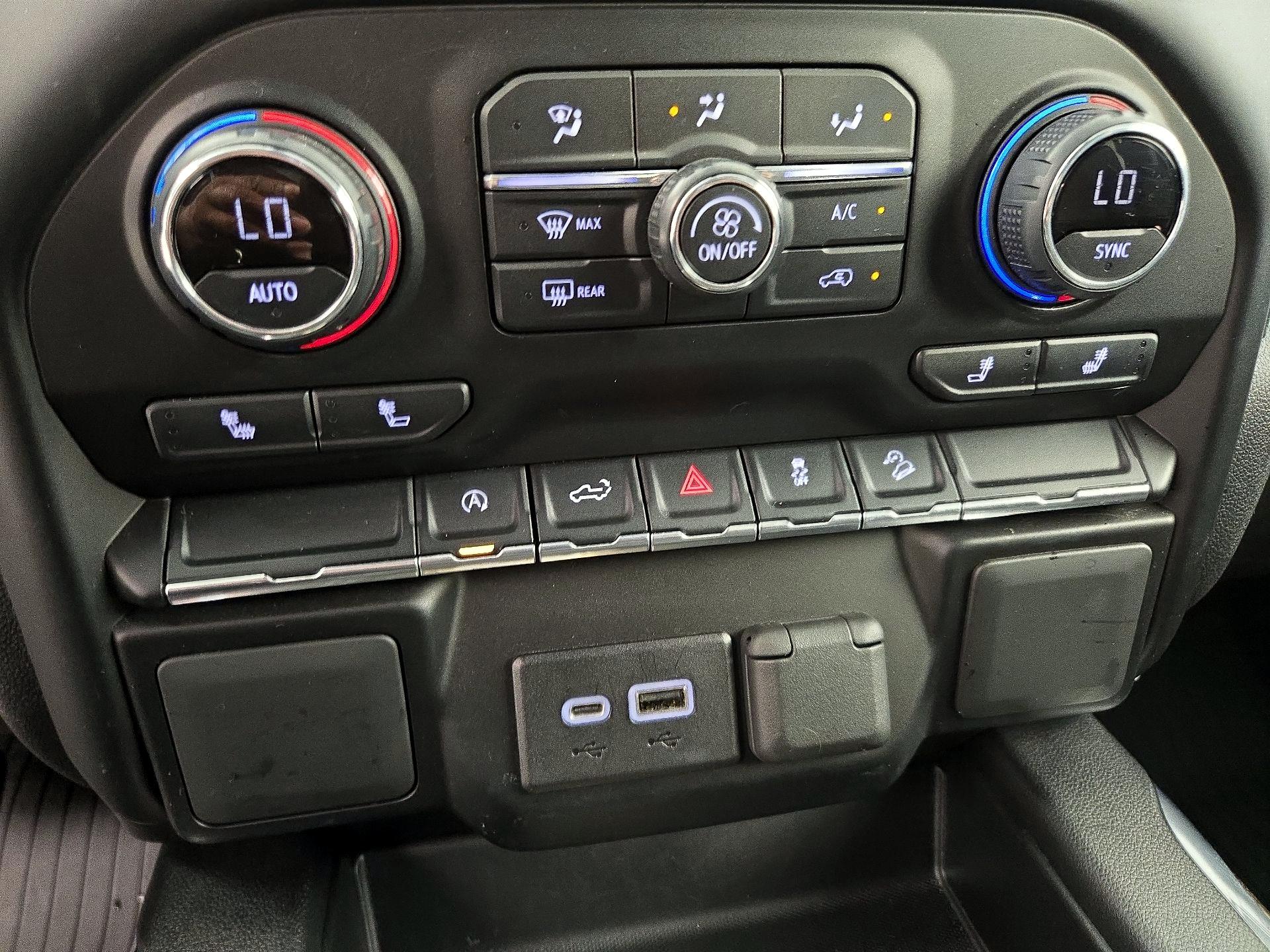 Thumbnail: 2021 Chevrolet Silverado 1500 - 16