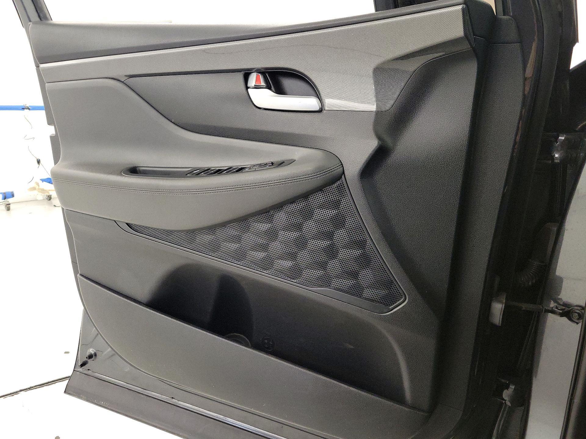 Thumbnail: 2022 Hyundai Santa Fe - 12