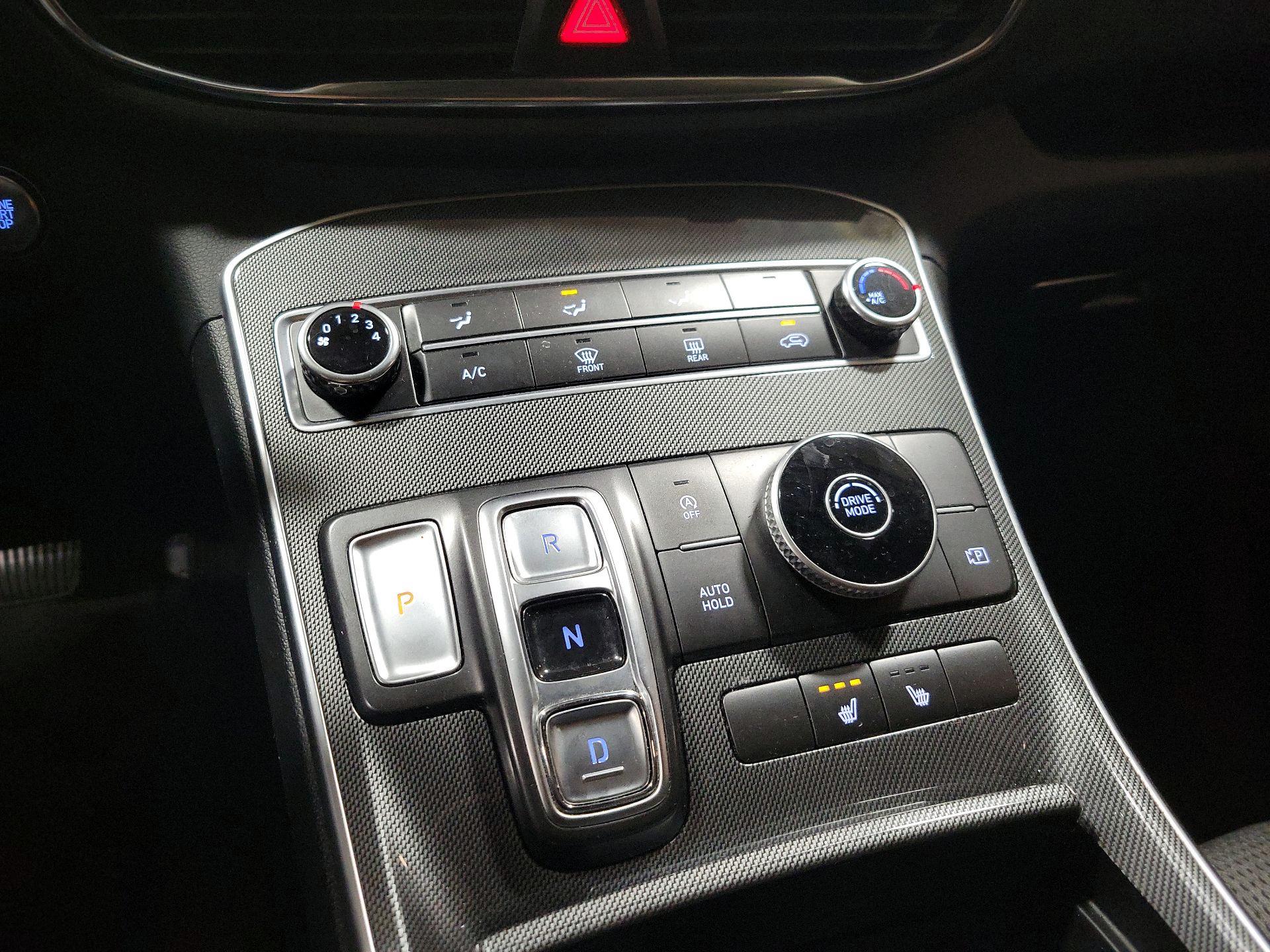 Thumbnail: 2022 Hyundai Santa Fe - 16