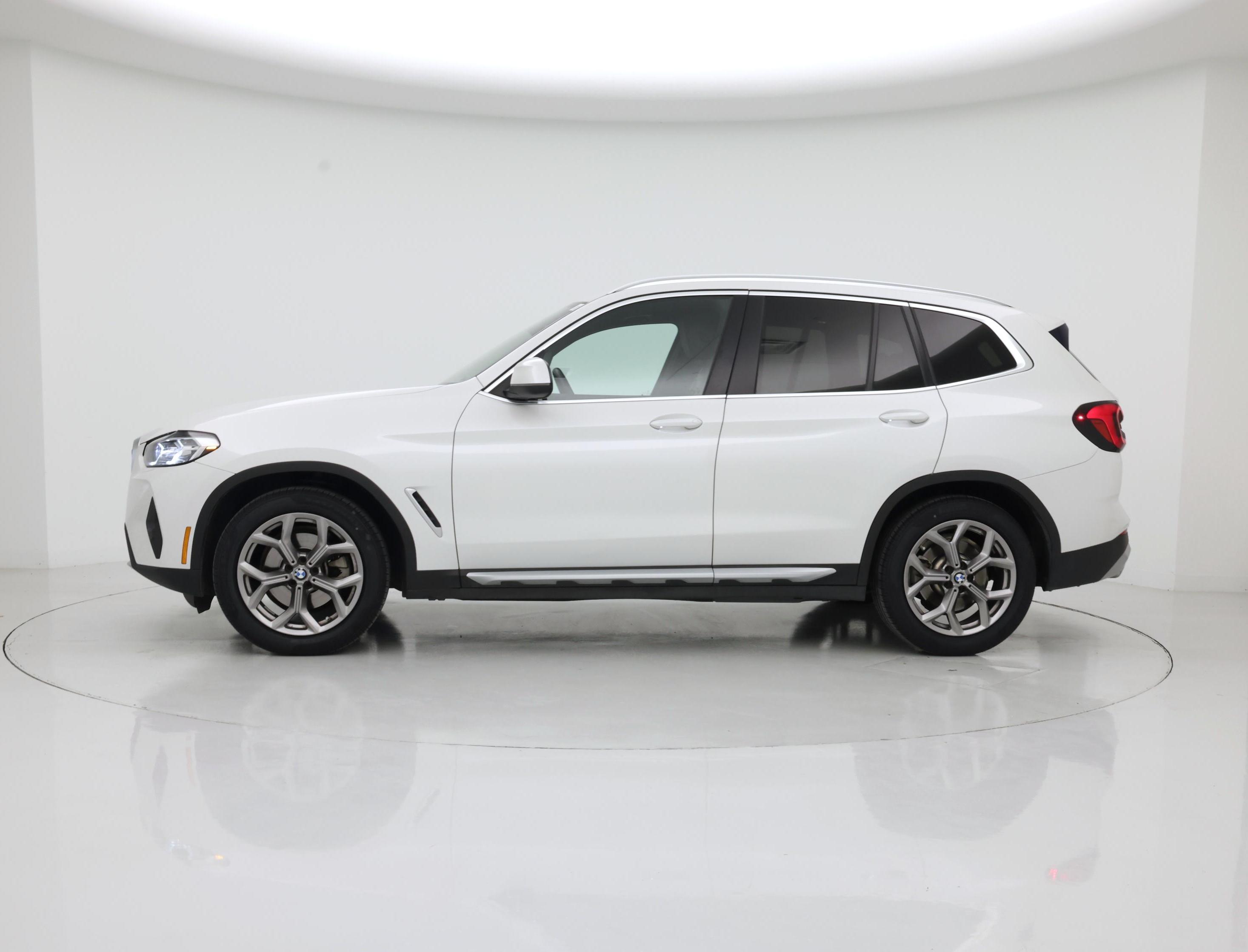 Thumbnail: 2022 BMW X3 - 3