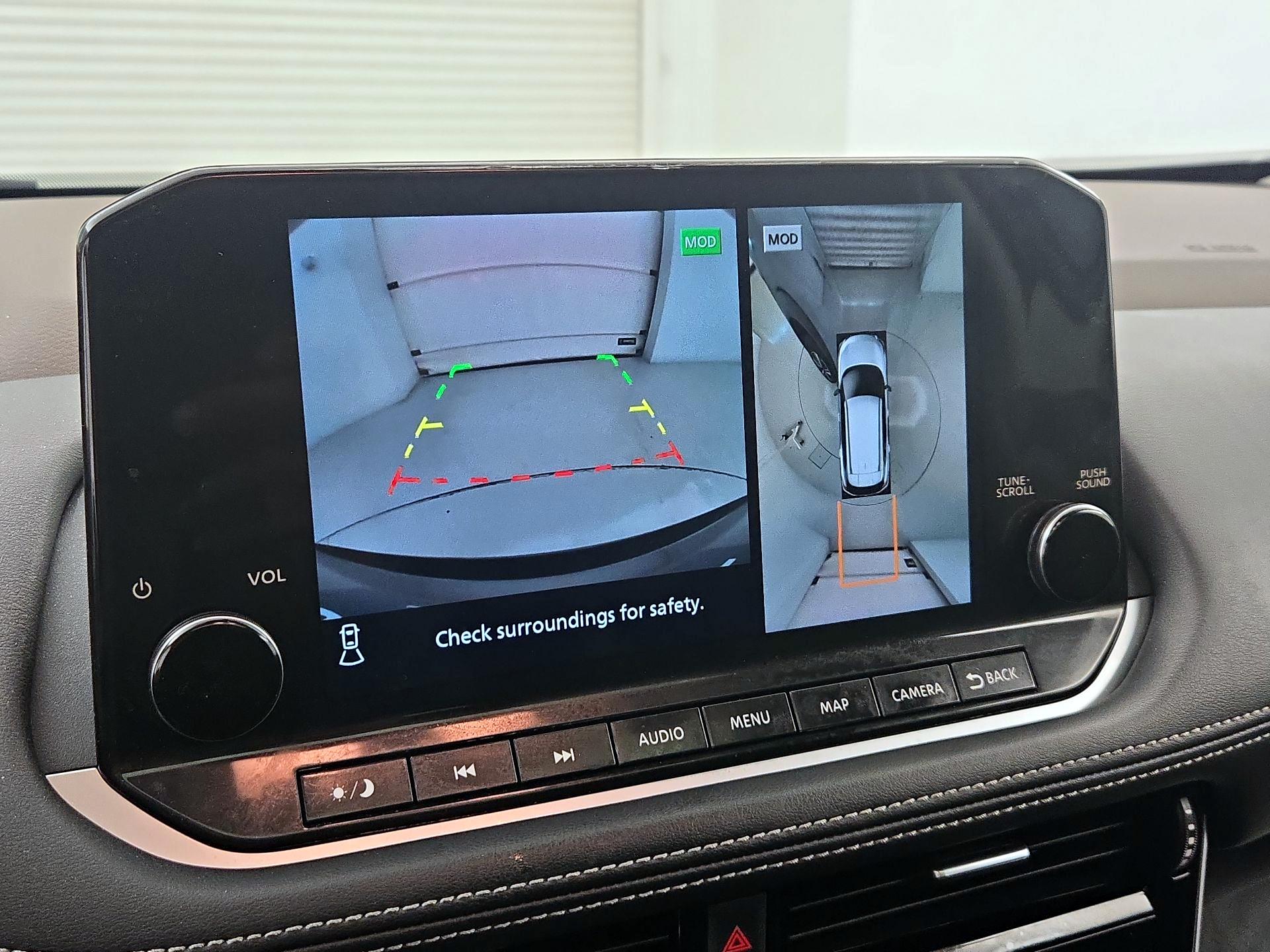 Thumbnail: 2023 Nissan Rogue - 14