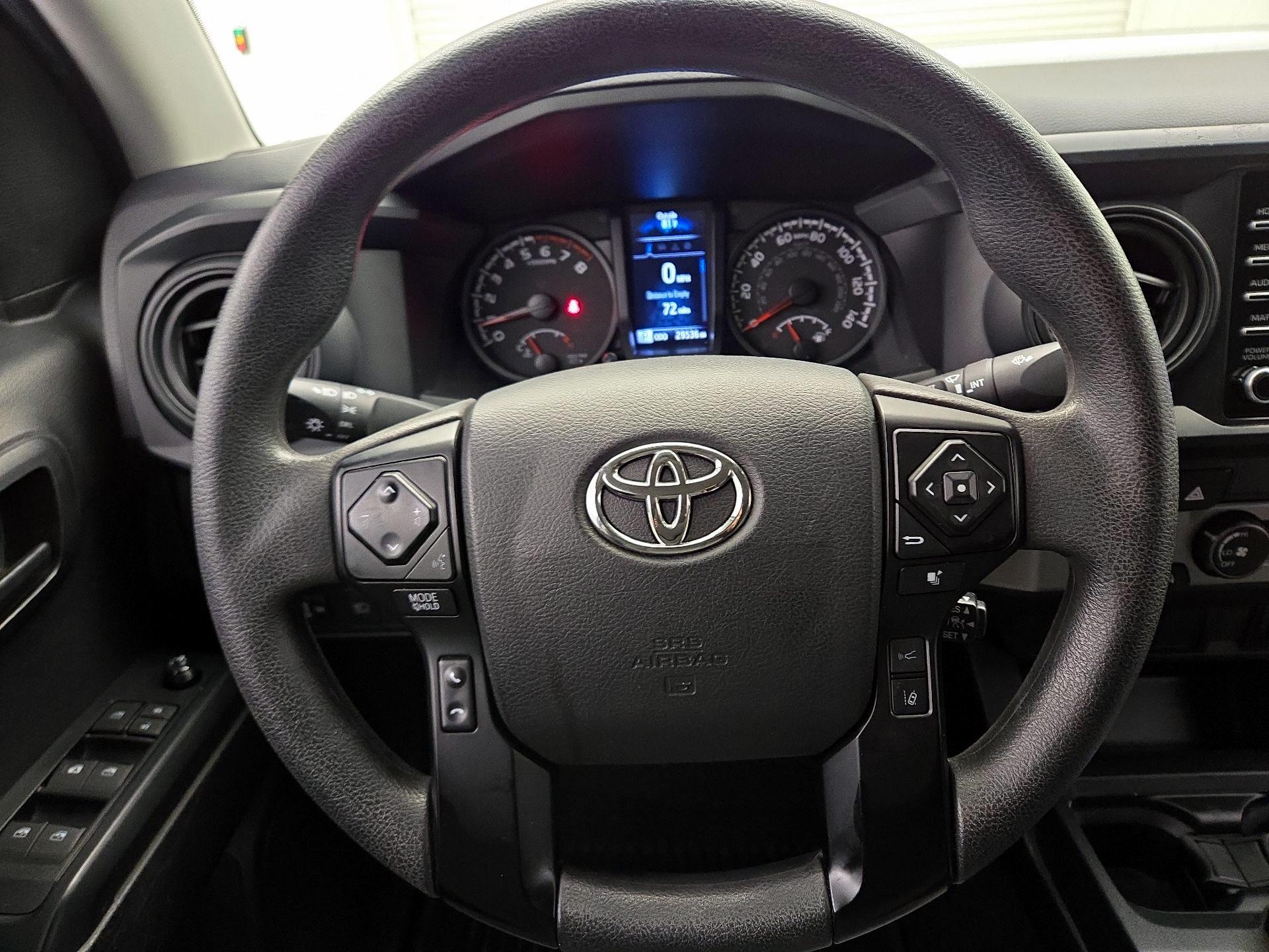 Thumbnail: 2022 Toyota Tacoma - 10