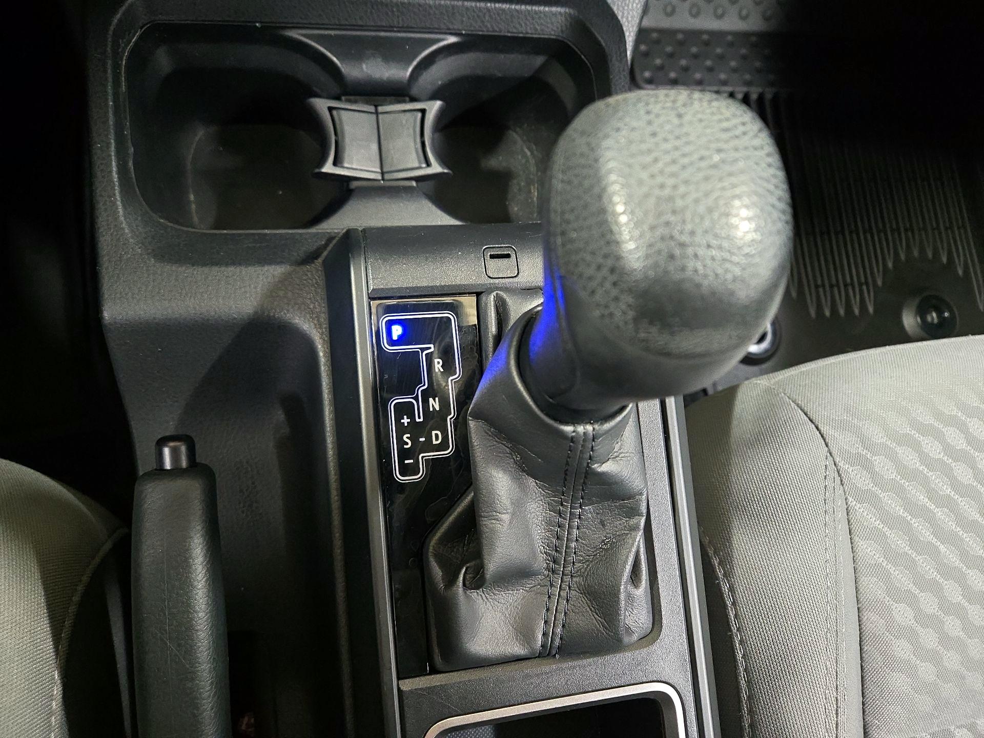 Thumbnail: 2022 Toyota Tacoma - 17