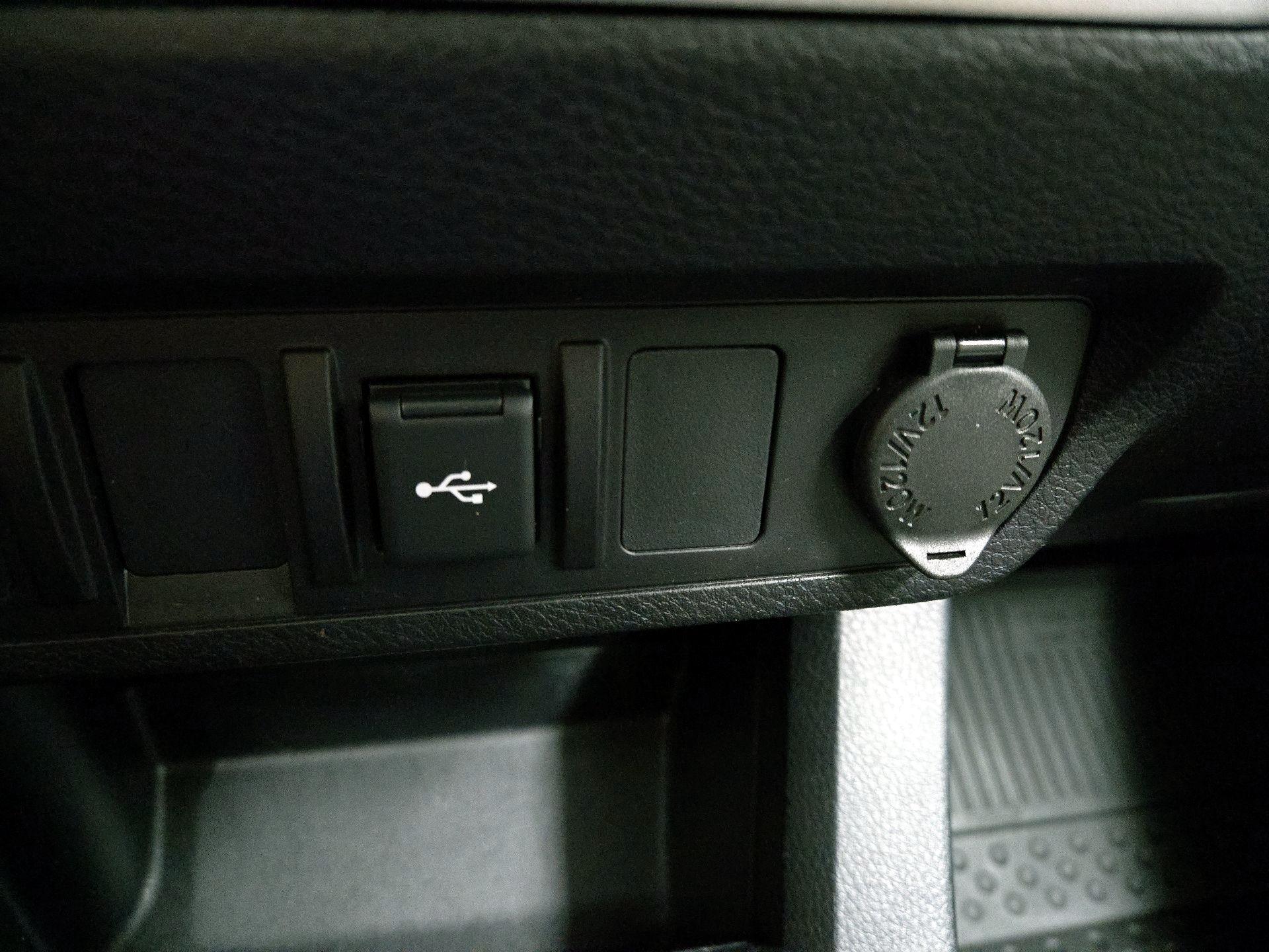 Thumbnail: 2022 Toyota Tacoma - 18