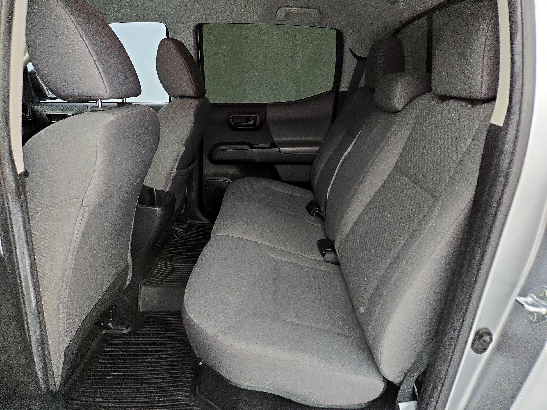 Thumbnail: 2022 Toyota Tacoma - 19