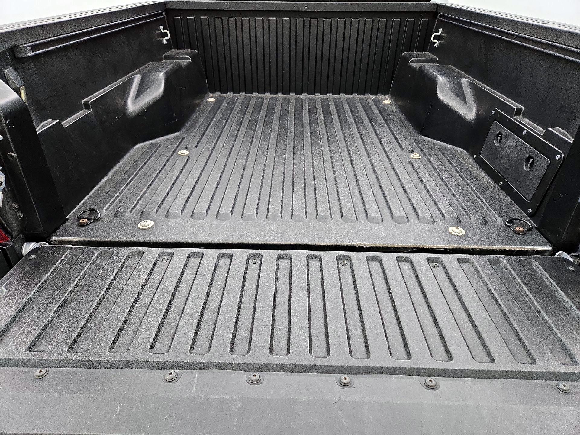 Thumbnail: 2022 Toyota Tacoma - 20