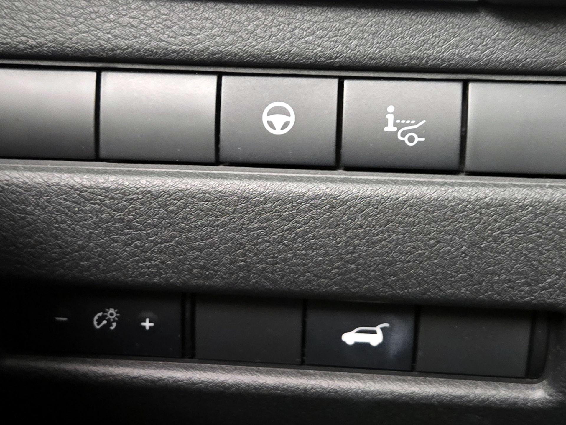 Thumbnail: 2022 Nissan Rogue - 13