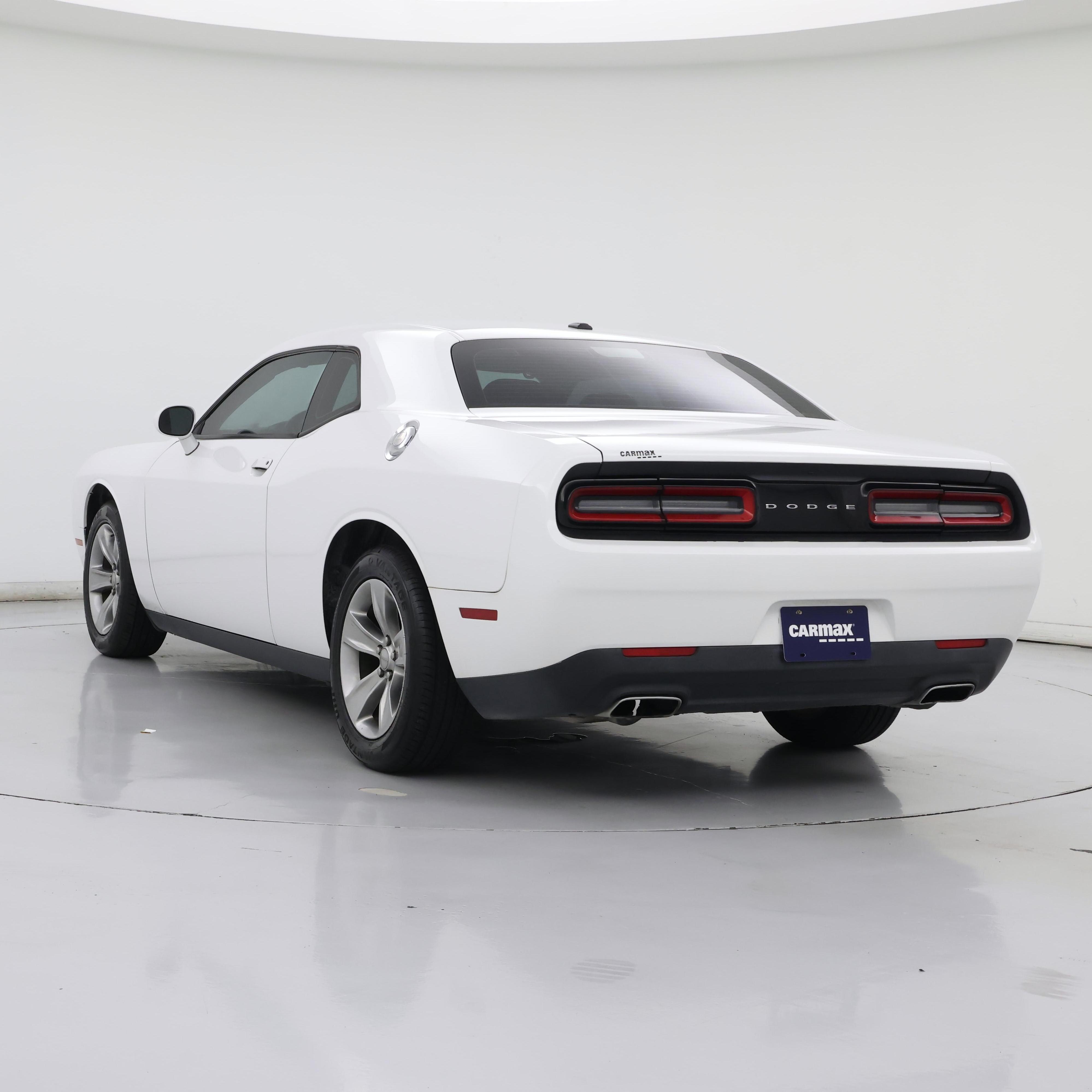 Thumbnail: 2016 Dodge Challenger - 2