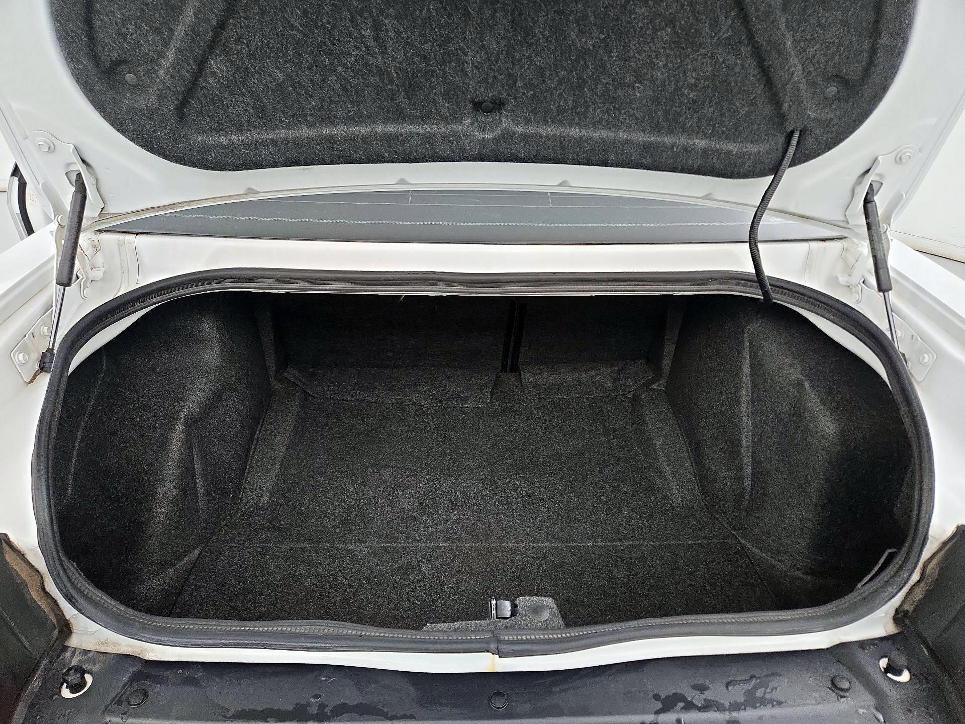 Thumbnail: 2016 Dodge Challenger - 19