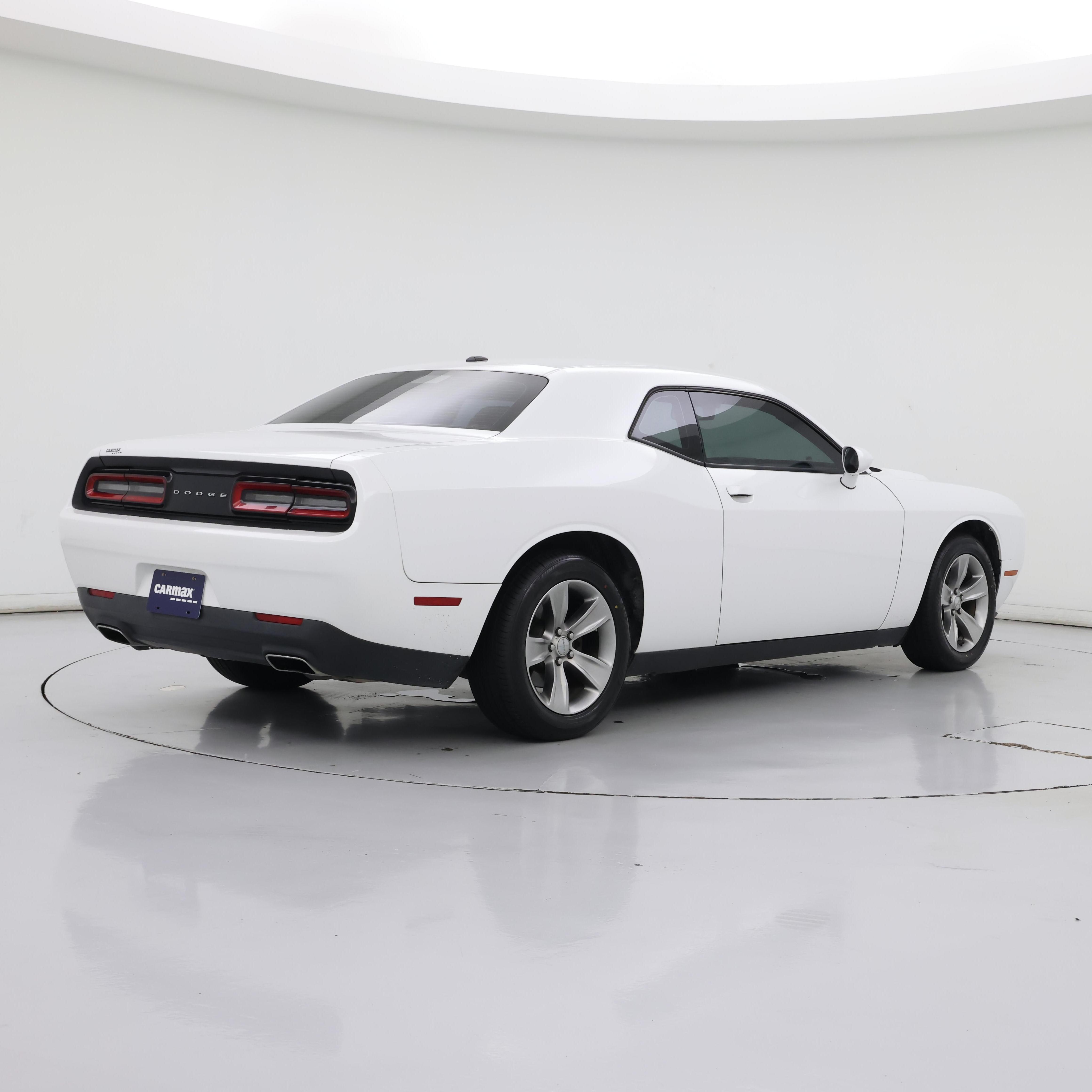 Thumbnail: 2016 Dodge Challenger - 8