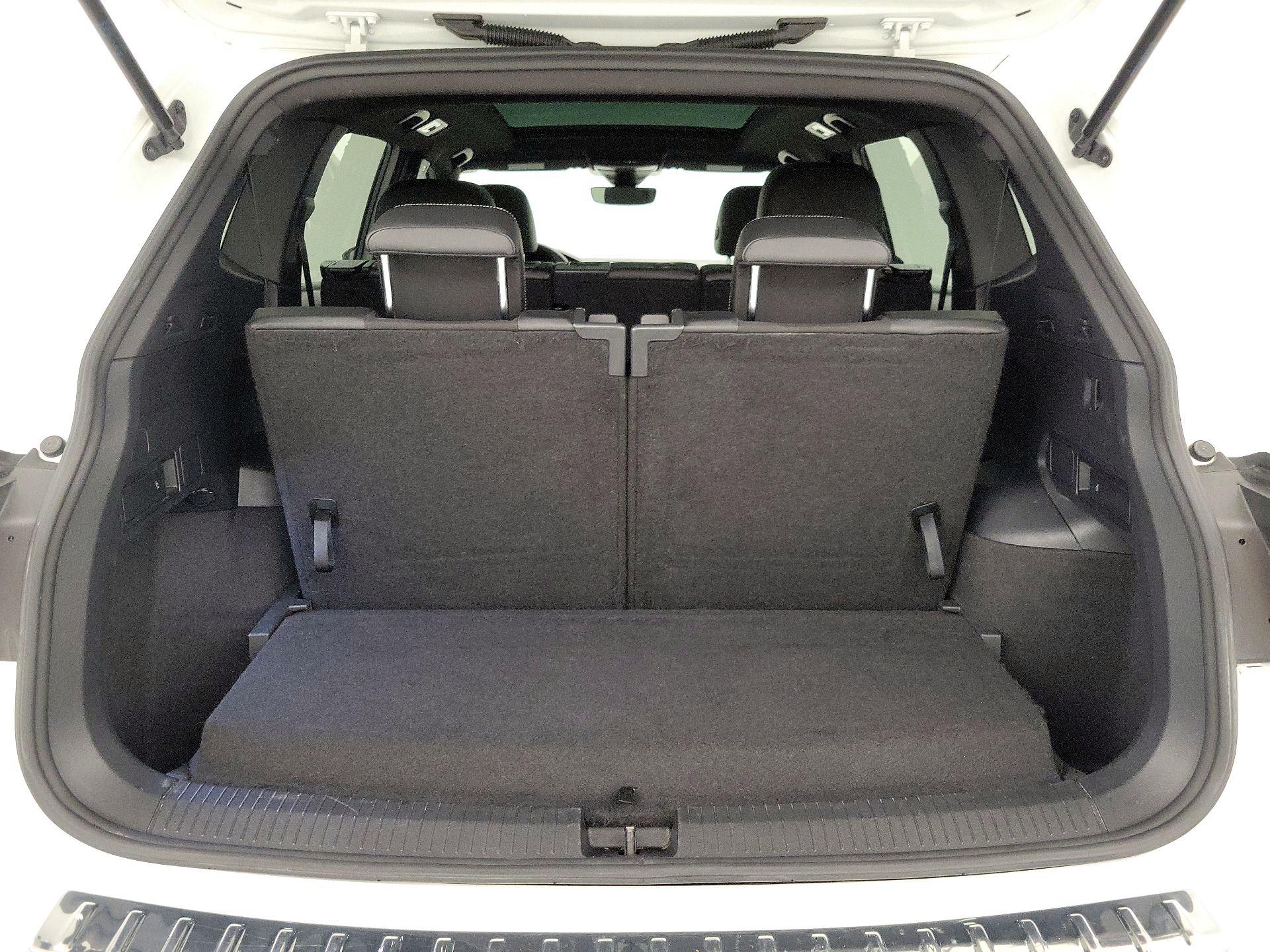 Thumbnail: 2022 Volkswagen Tiguan - 20