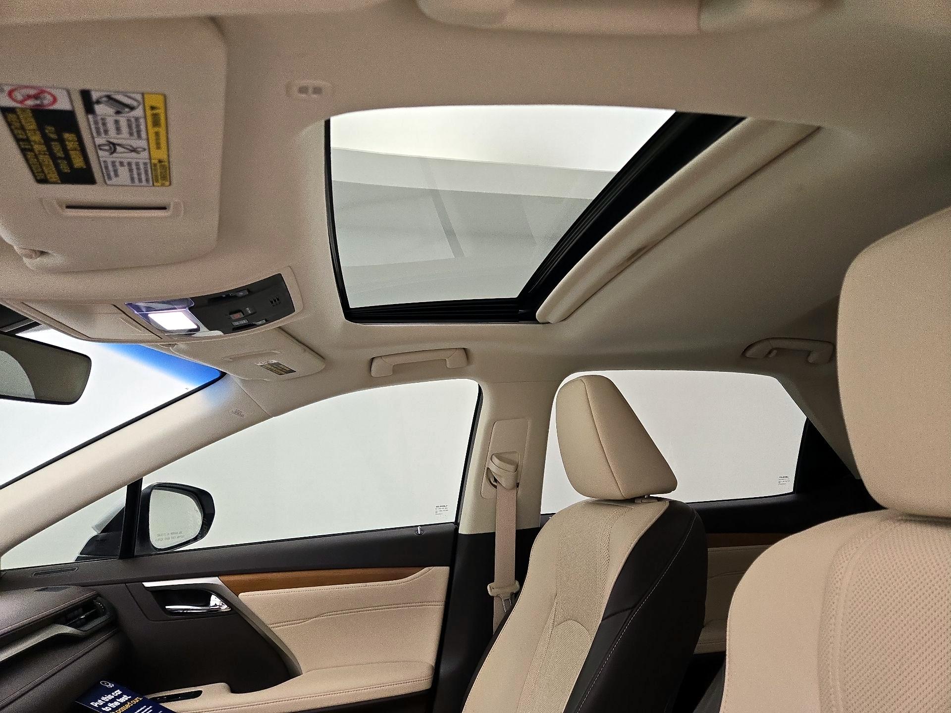 Thumbnail: 2017 Lexus RX - 20