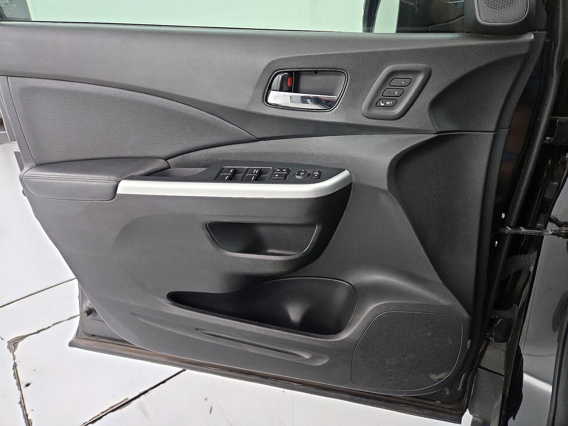 Thumbnail: 2016 Honda CR-V - 12