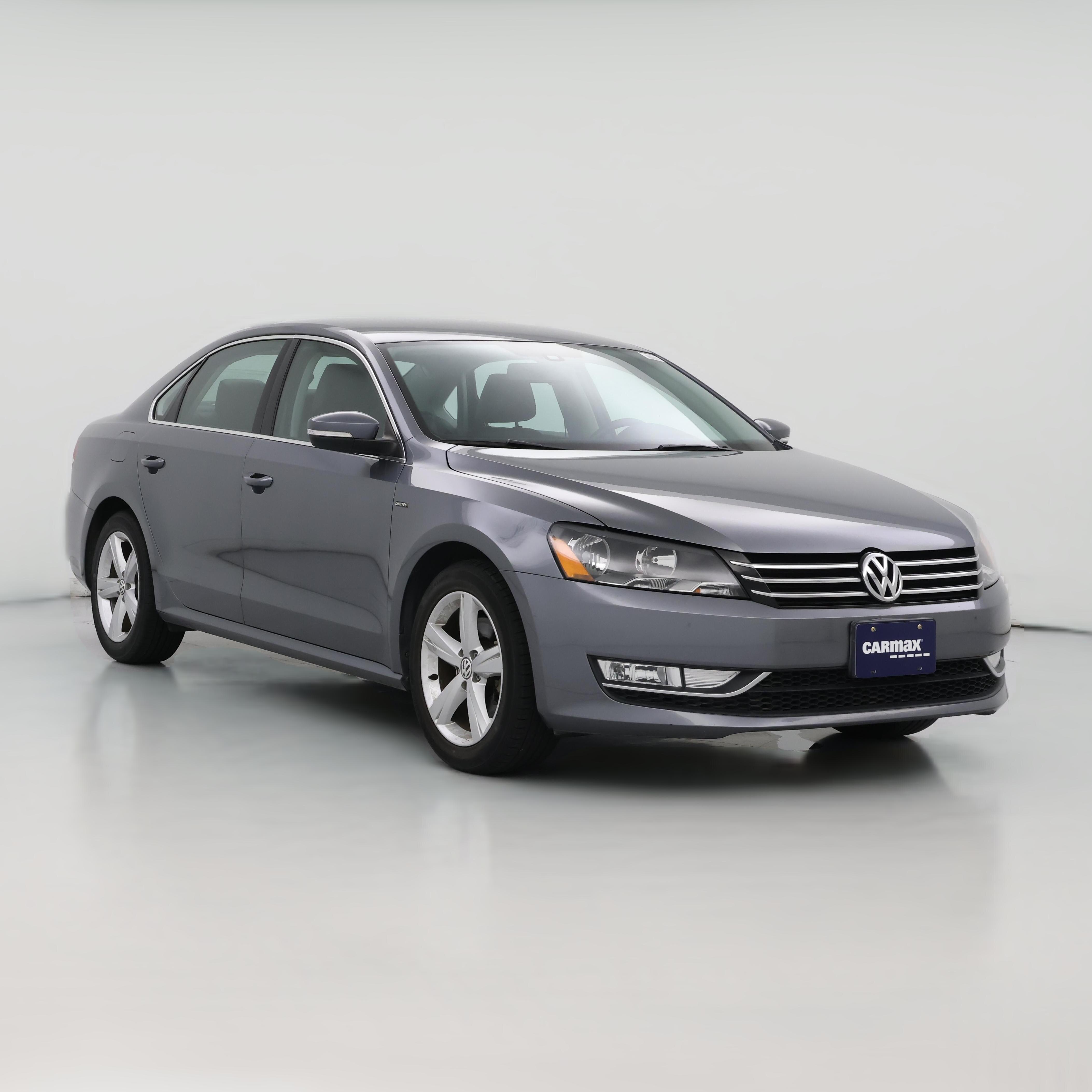 Thumbnail: 2015 Volkswagen Passat - 1