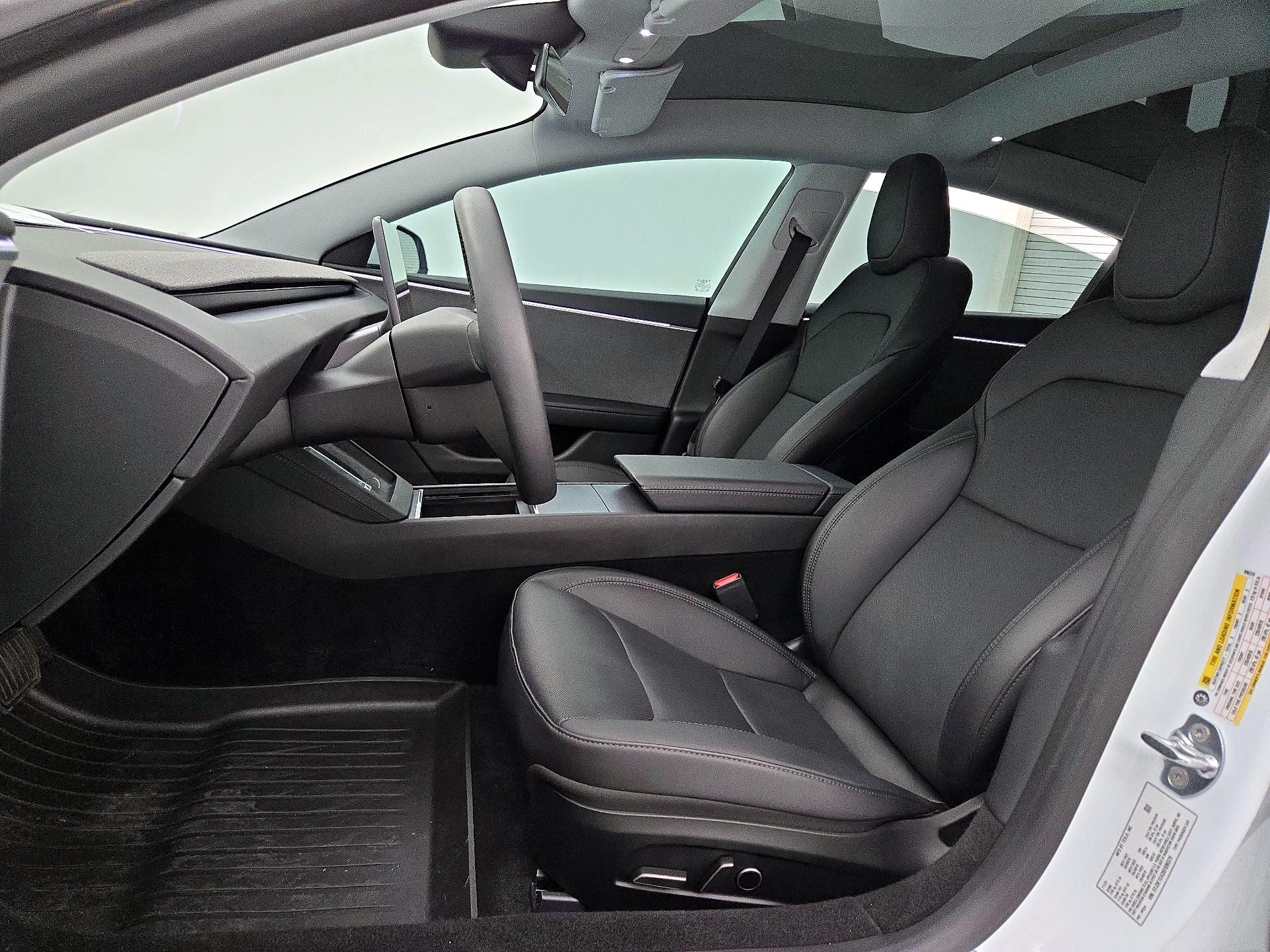 Thumbnail: 2025 Tesla Model 3 - 11