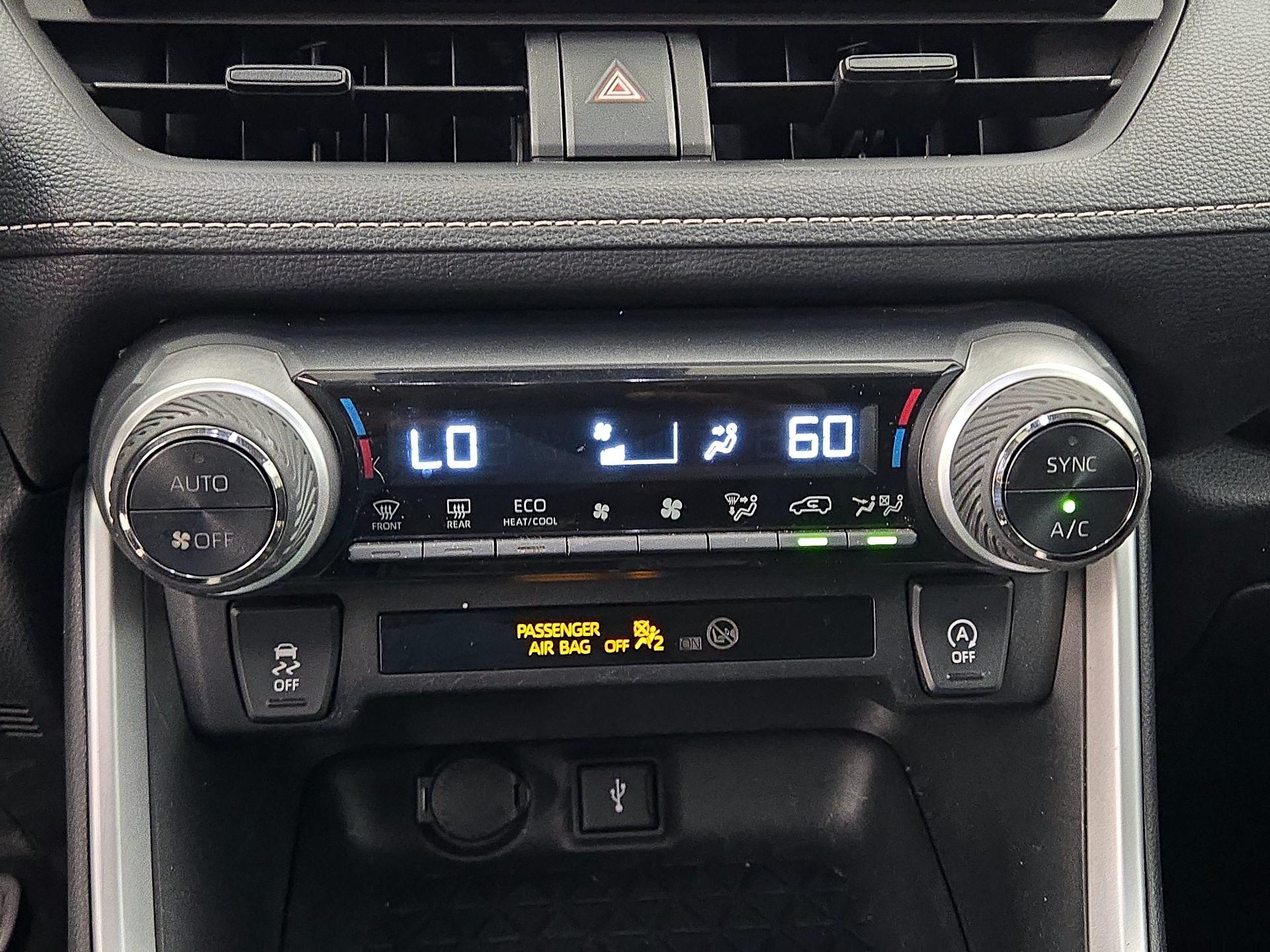 Thumbnail: 2022 Toyota RAV4 - 16