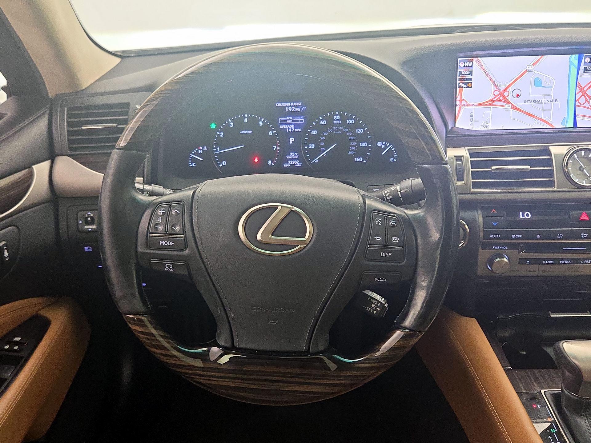 Thumbnail: 2016 Lexus LS - 10