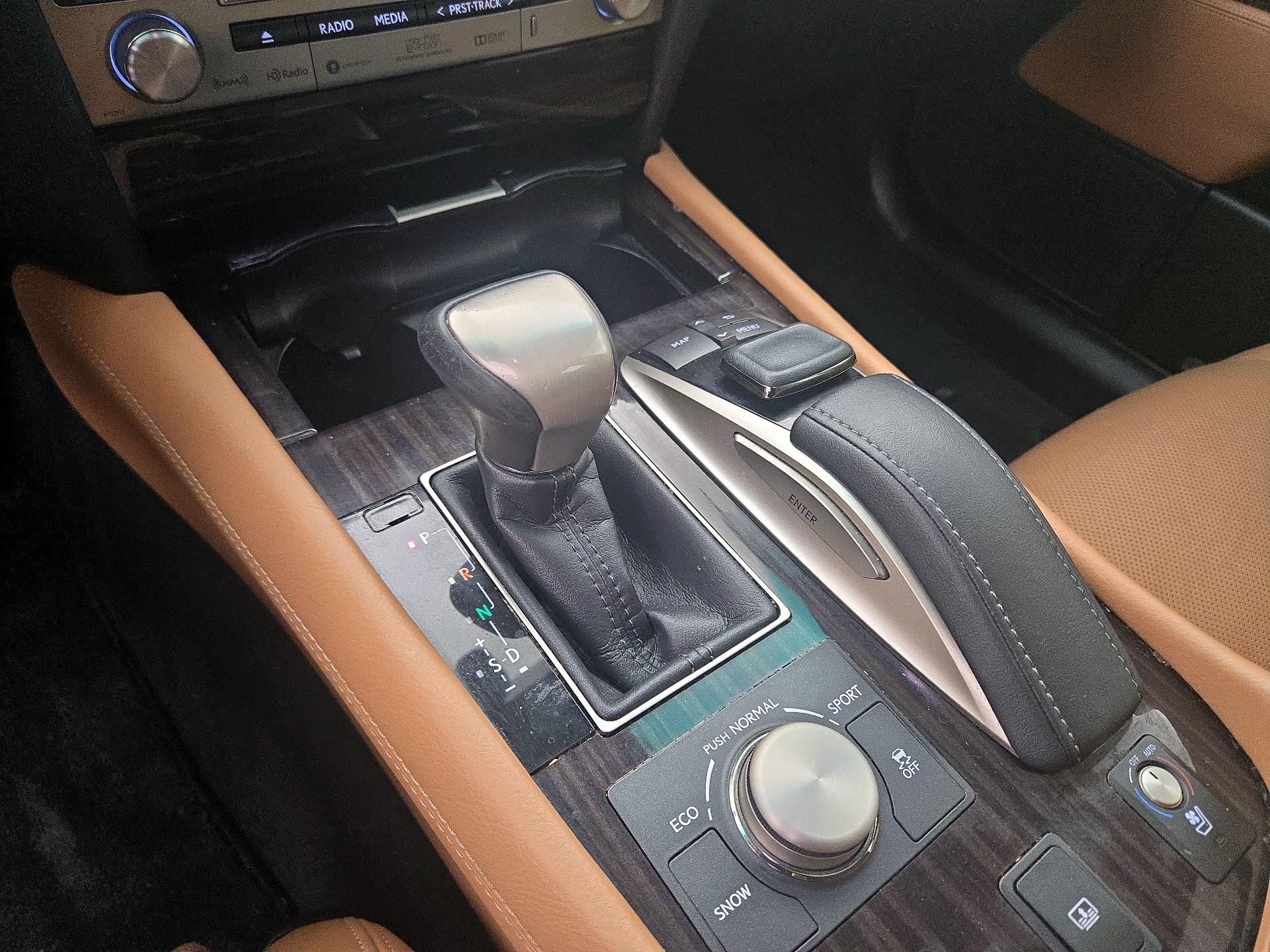 Thumbnail: 2016 Lexus LS - 18