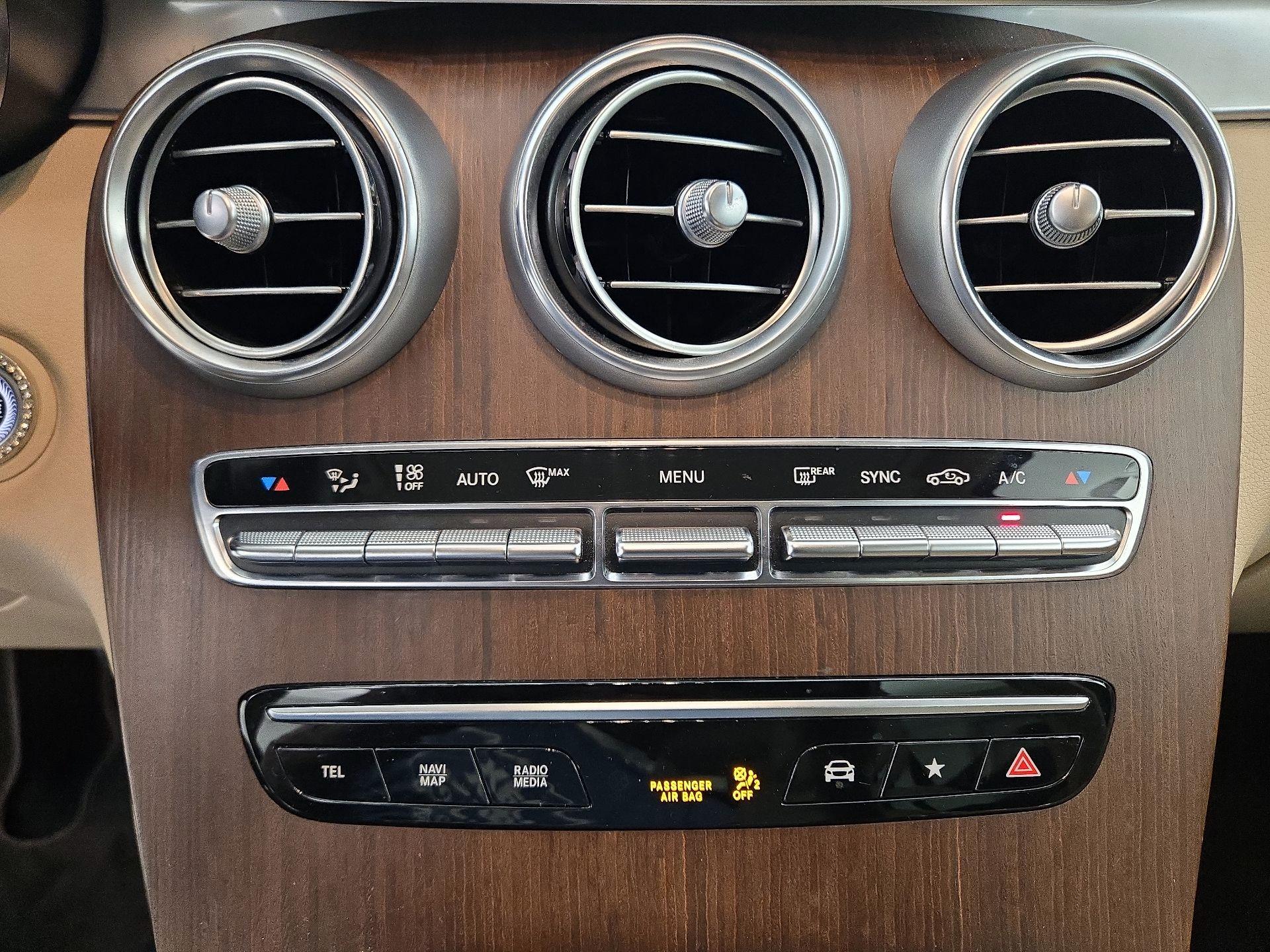 Thumbnail: 2022 Mercedes-Benz GLC - 16