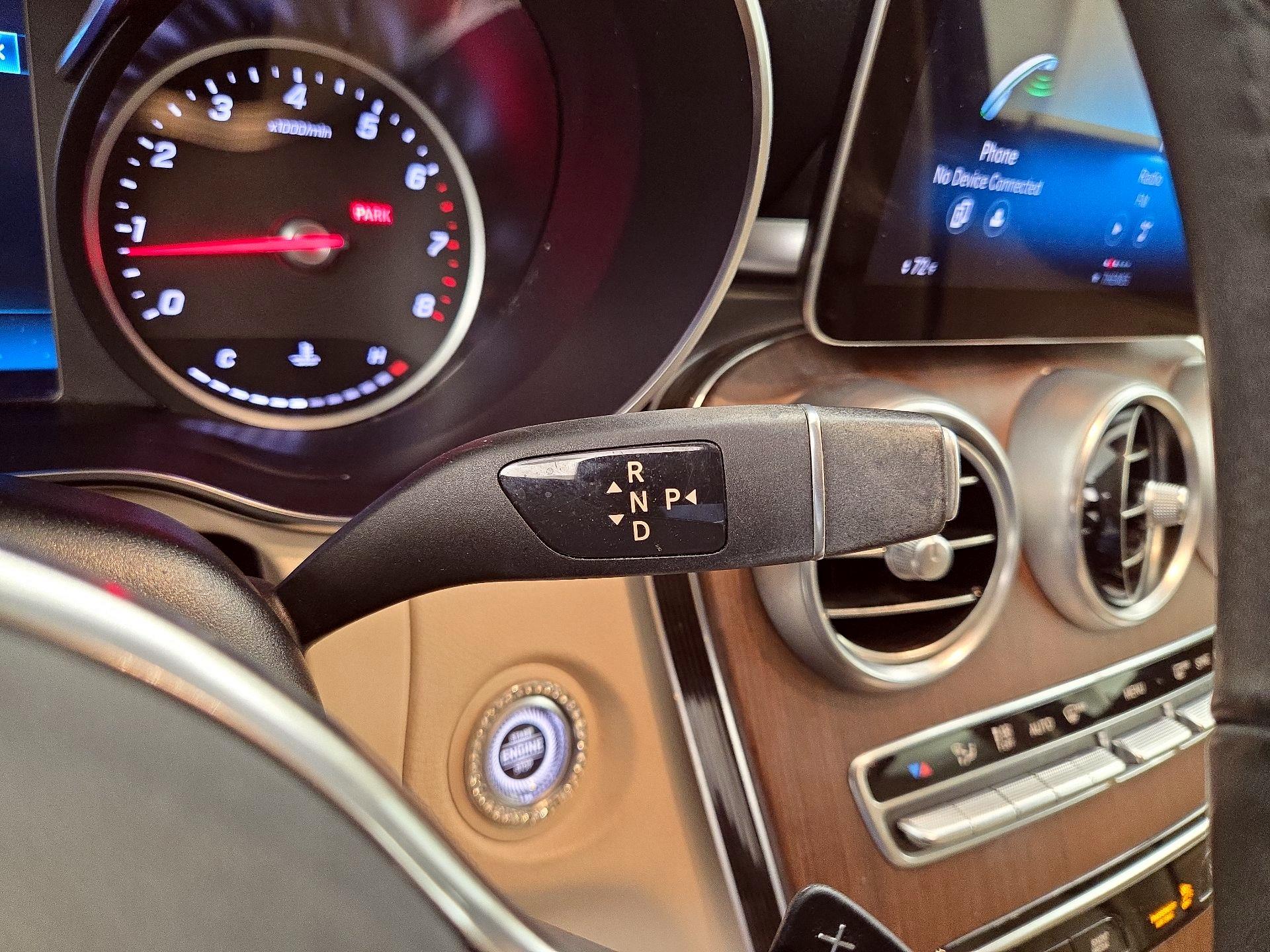 Thumbnail: 2022 Mercedes-Benz GLC - 17