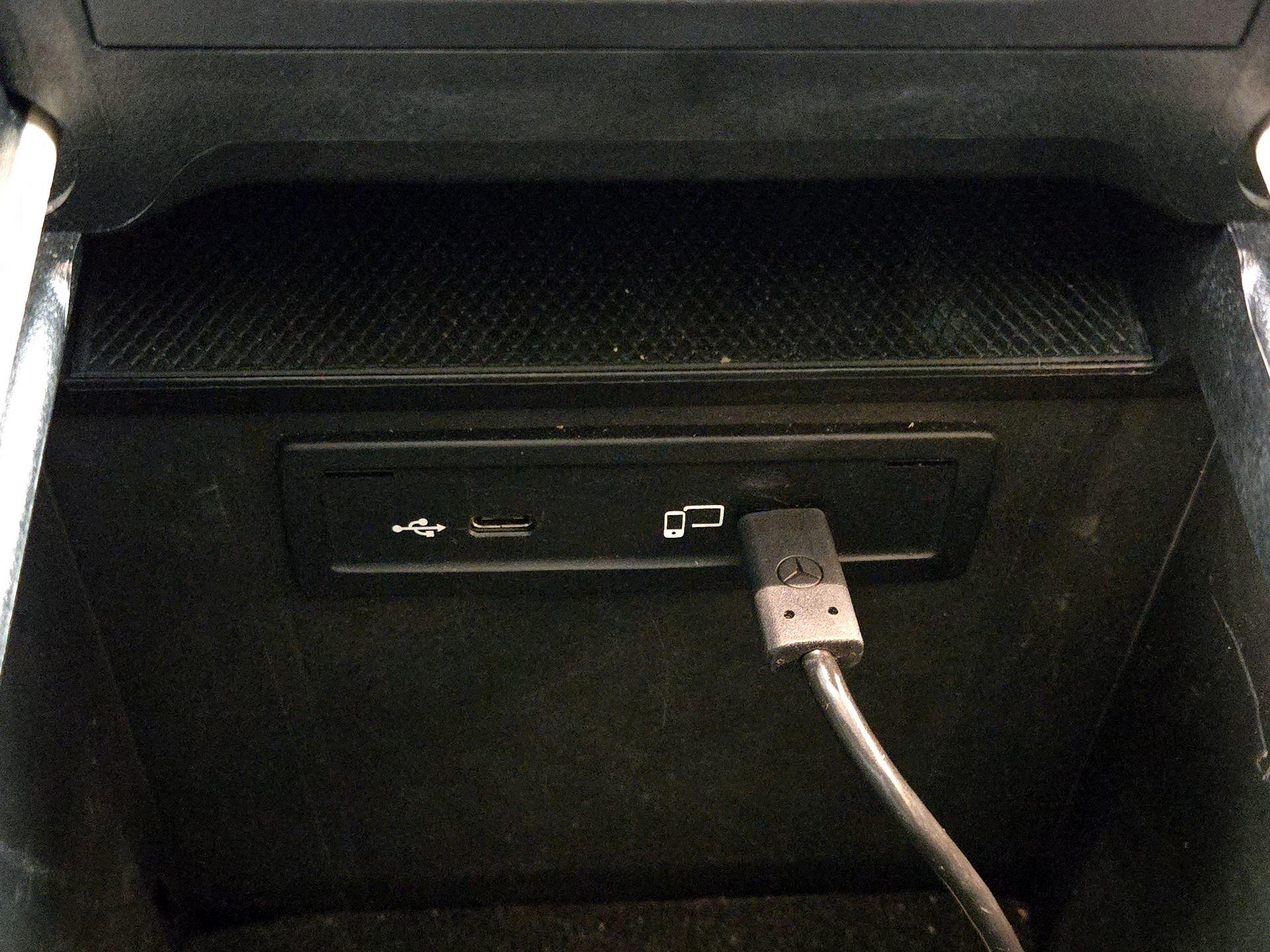 Thumbnail: 2022 Mercedes-Benz GLC - 18