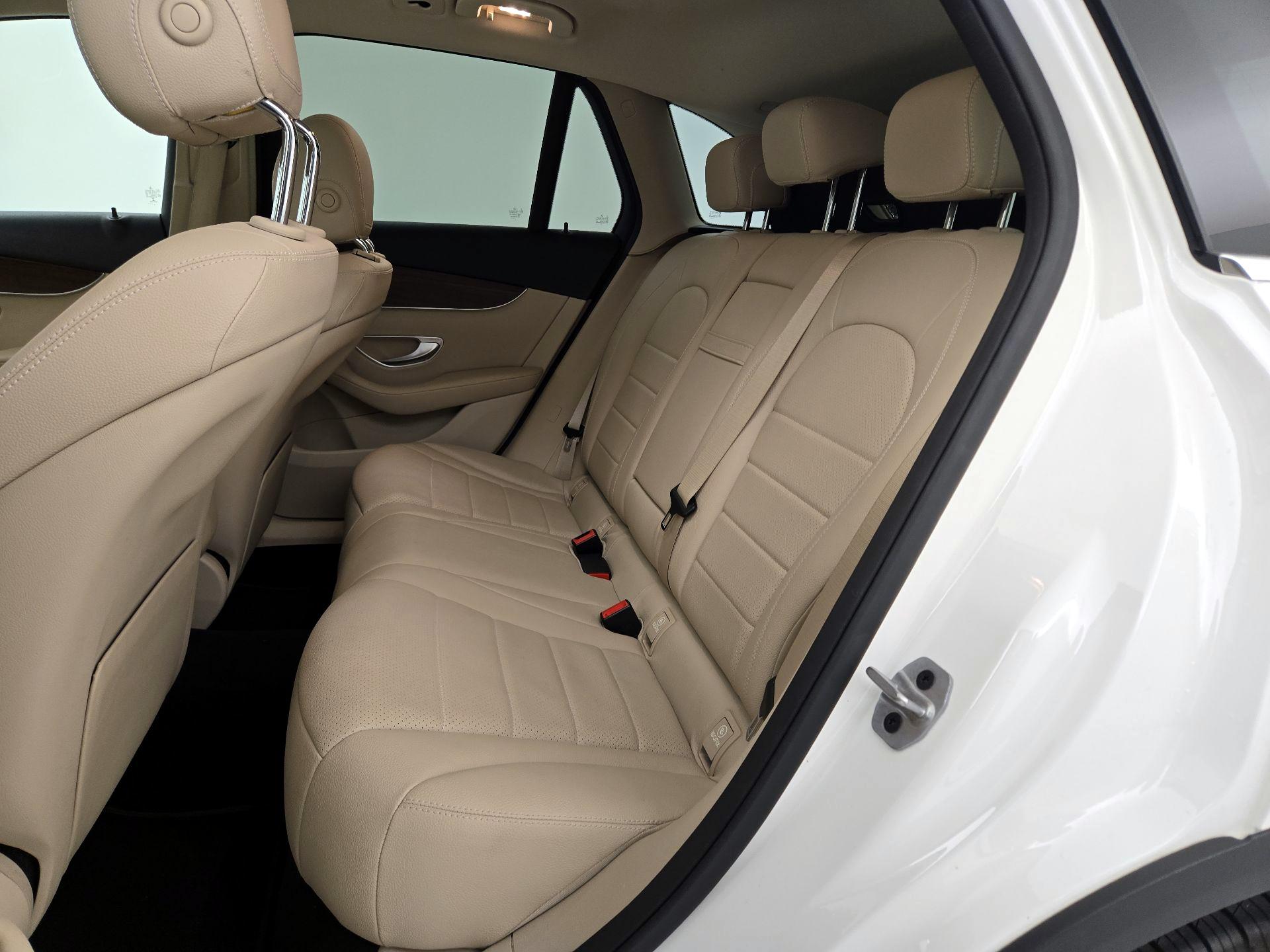 Thumbnail: 2022 Mercedes-Benz GLC - 19