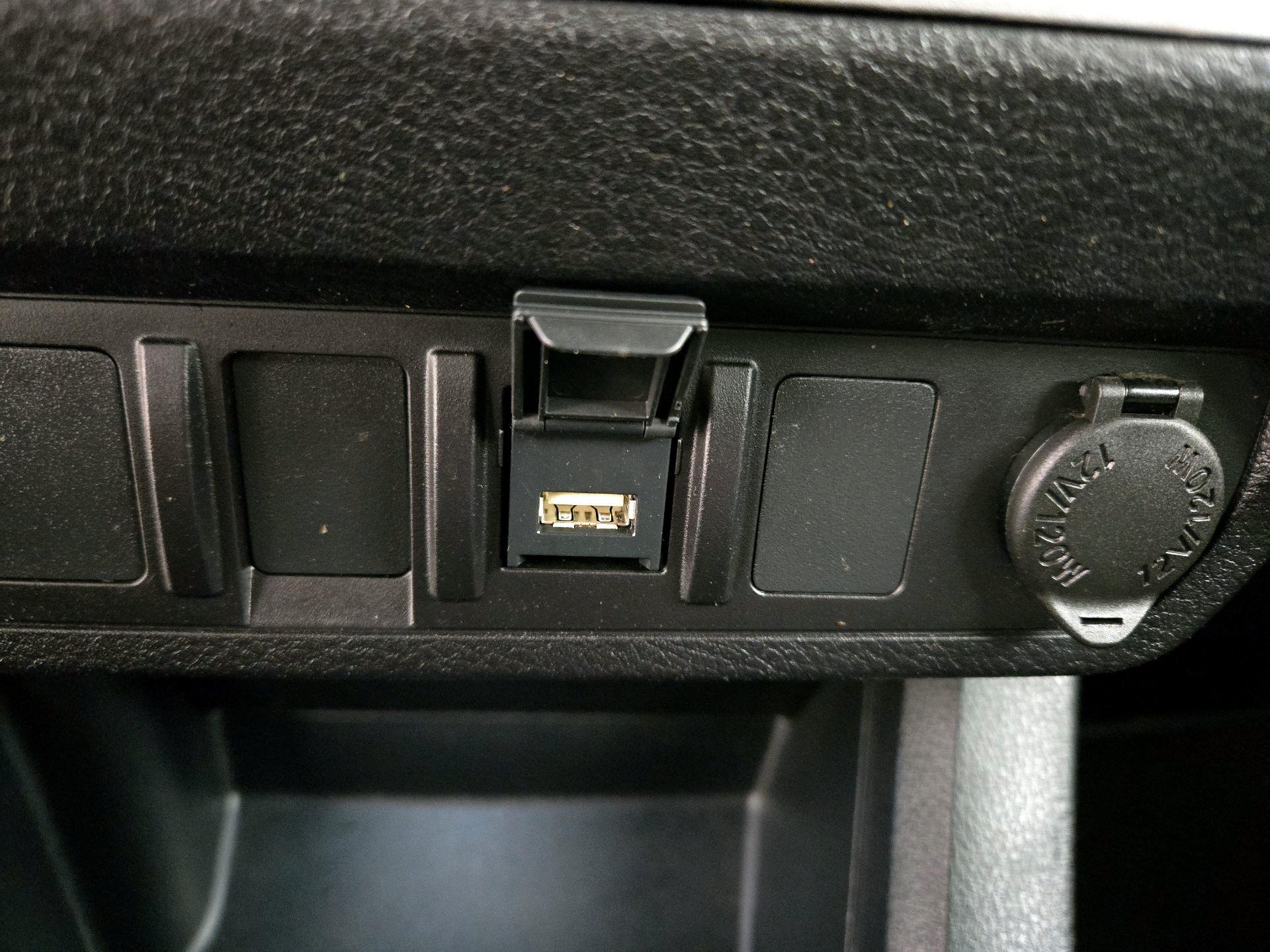 Thumbnail: 2023 Toyota Tacoma - 17