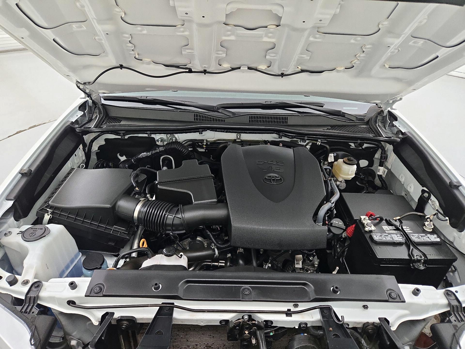 Thumbnail: 2023 Toyota Tacoma - 19