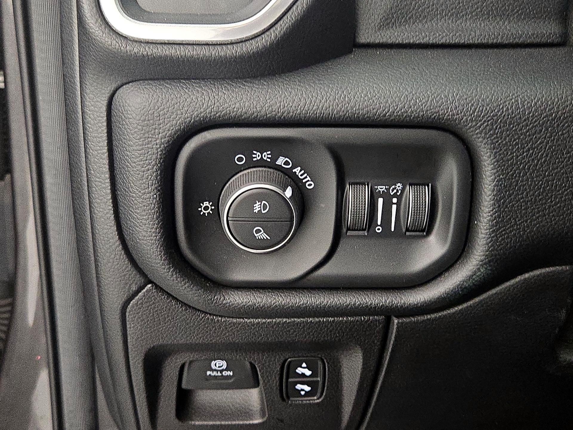 Thumbnail: 2020 RAM 1500 - 13