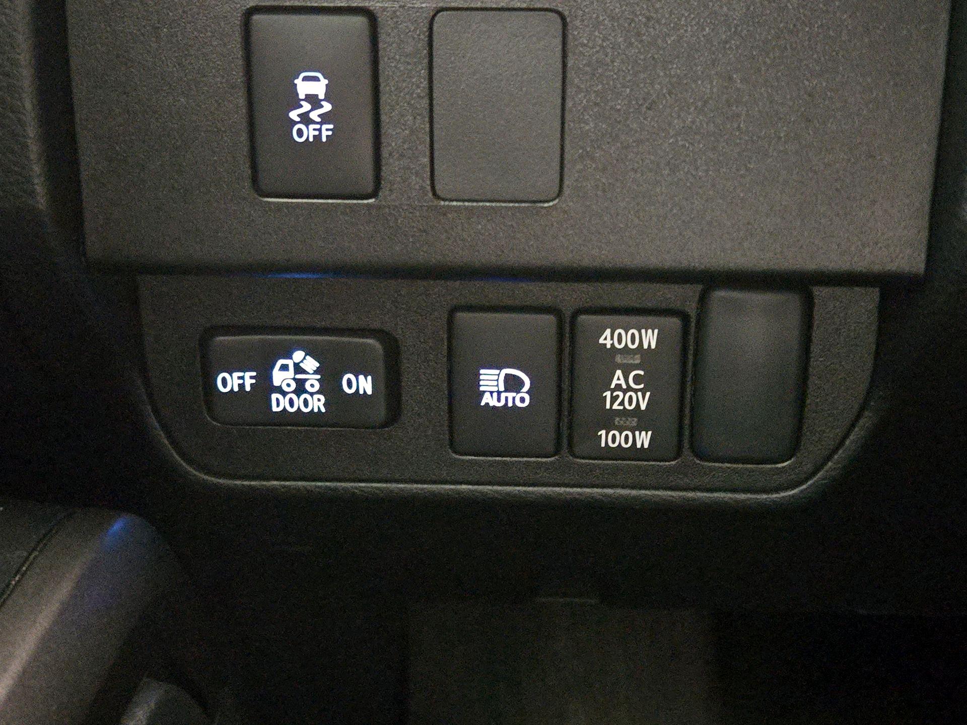 Thumbnail: 2022 Toyota Tacoma - 13