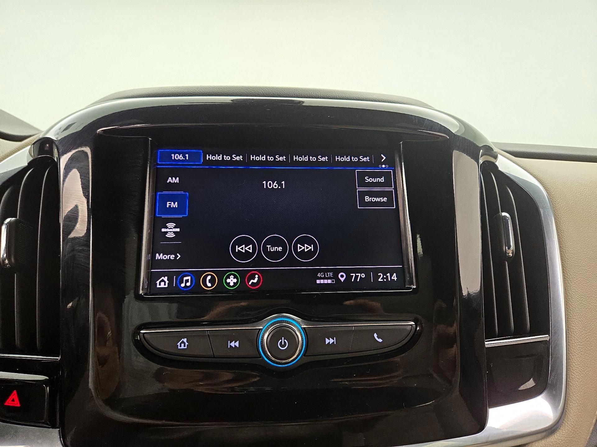 Thumbnail: 2023 Chevrolet Traverse - 15