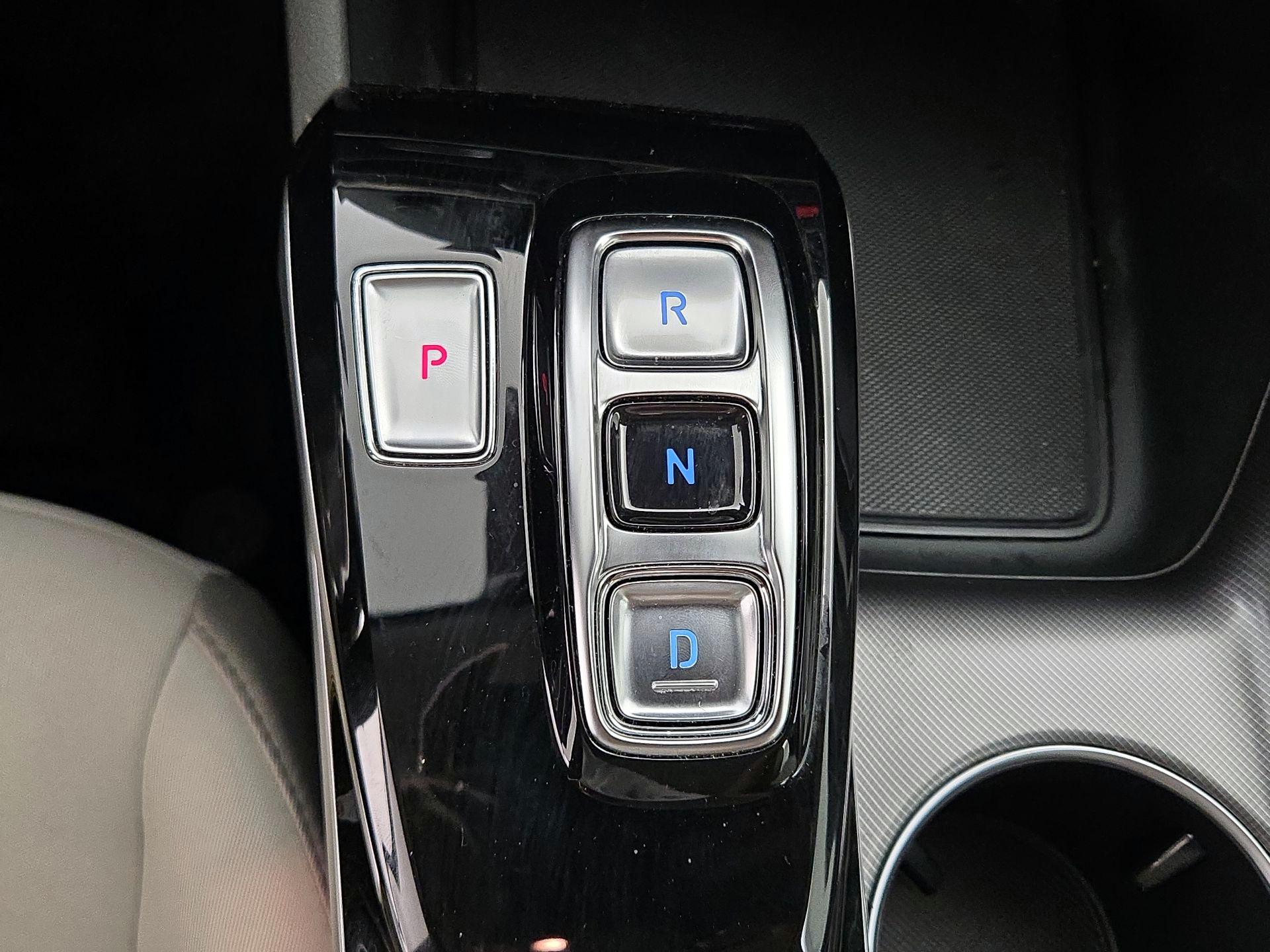 Thumbnail: 2023 Hyundai Sonata - 18