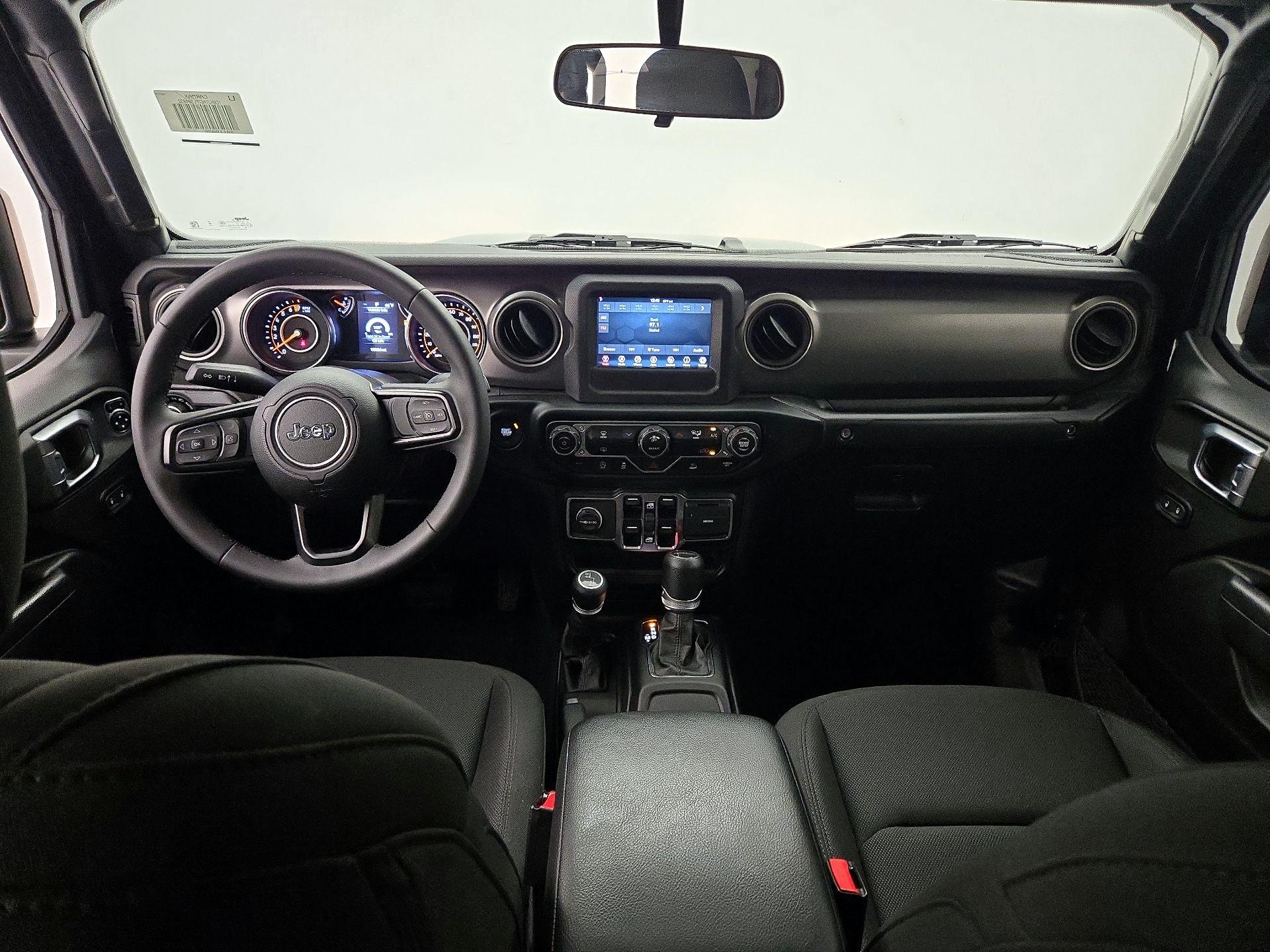 Thumbnail: 2023 Jeep Gladiator - 9