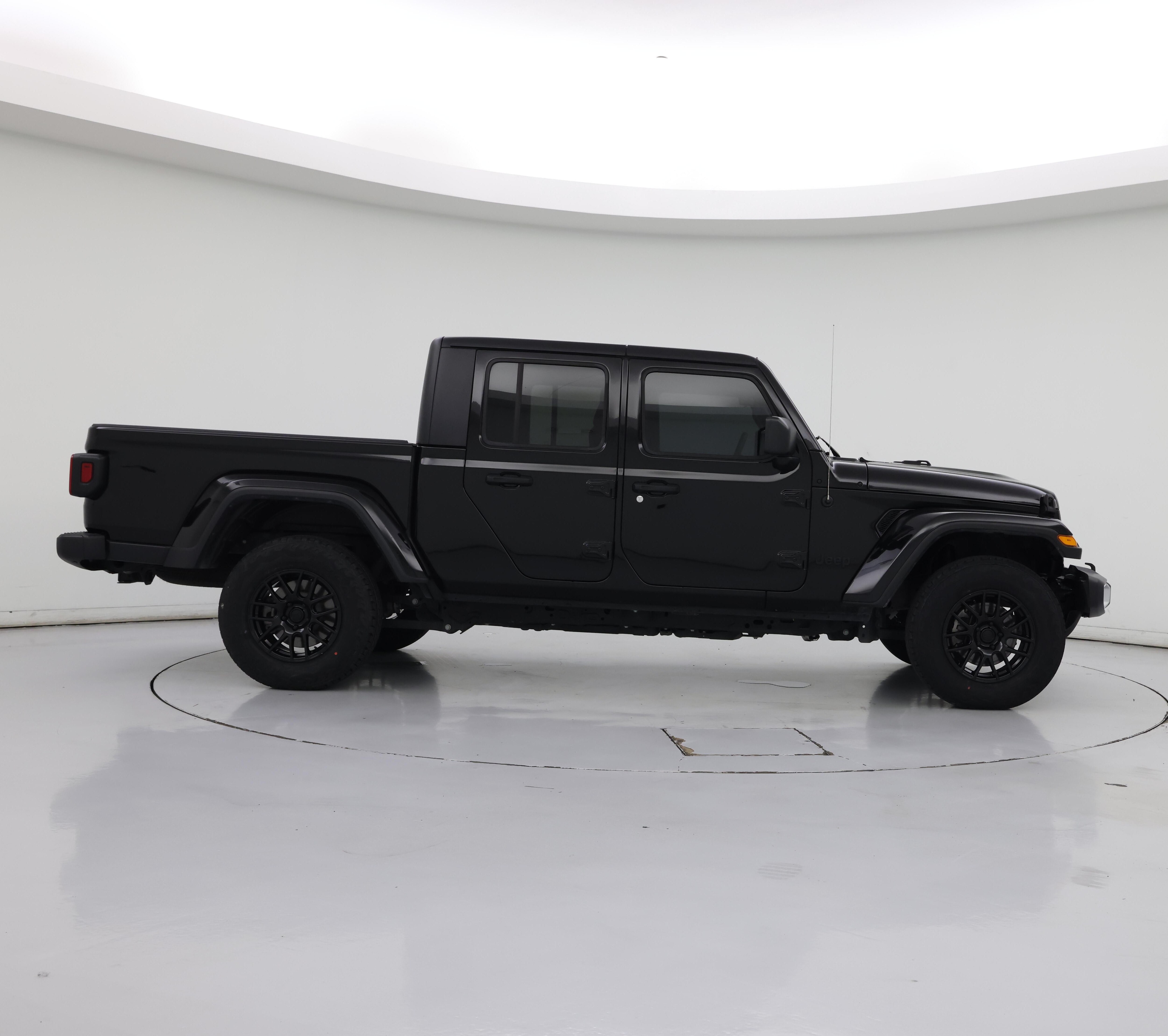 Thumbnail: 2023 Jeep Gladiator - 7