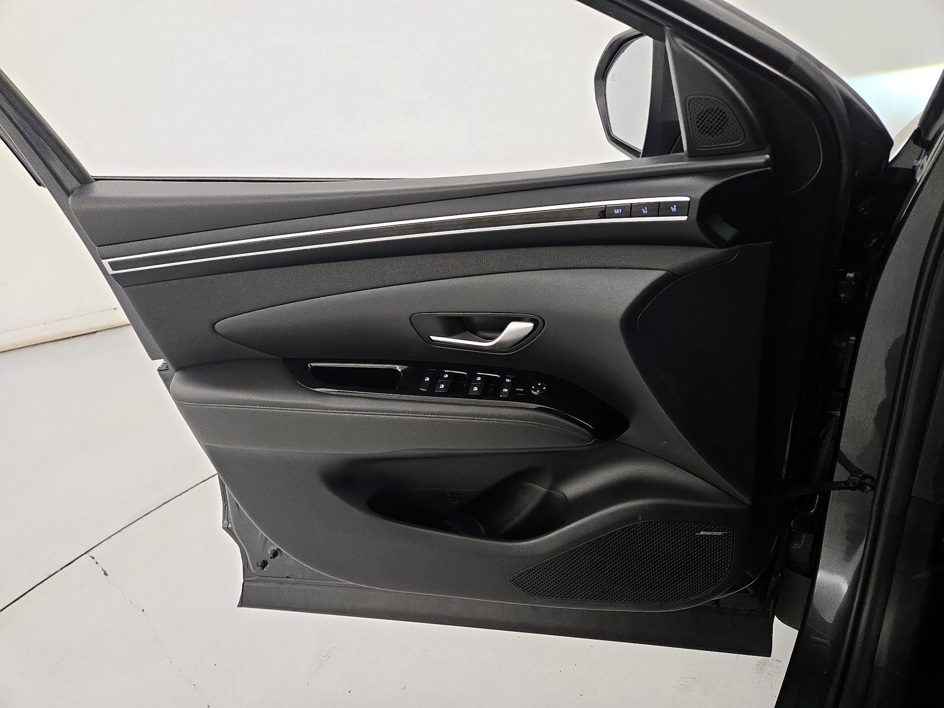 Thumbnail: 2022 Hyundai Tucson - 12