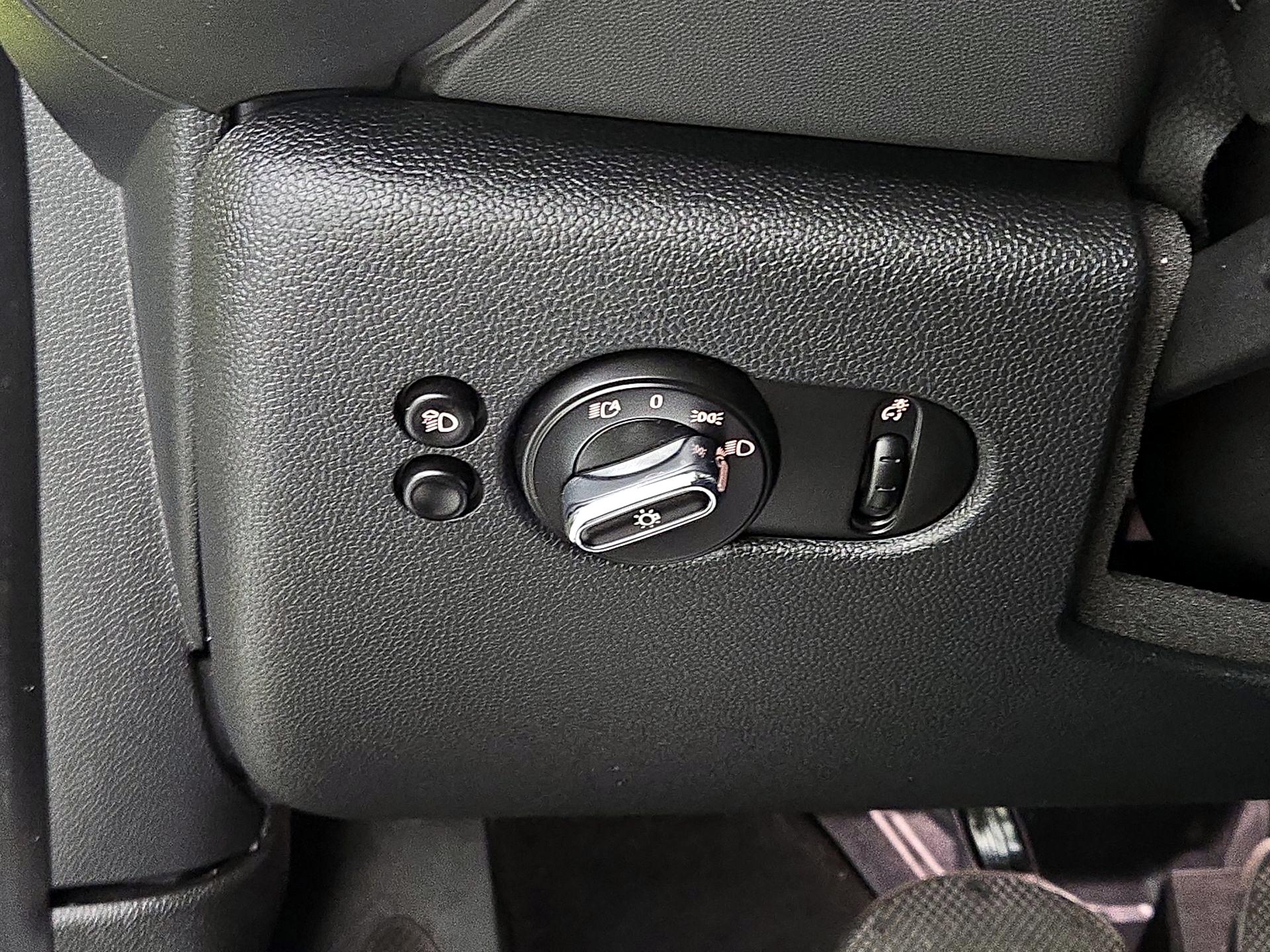 Thumbnail: 2023 MINI Cooper Hardtop - 13