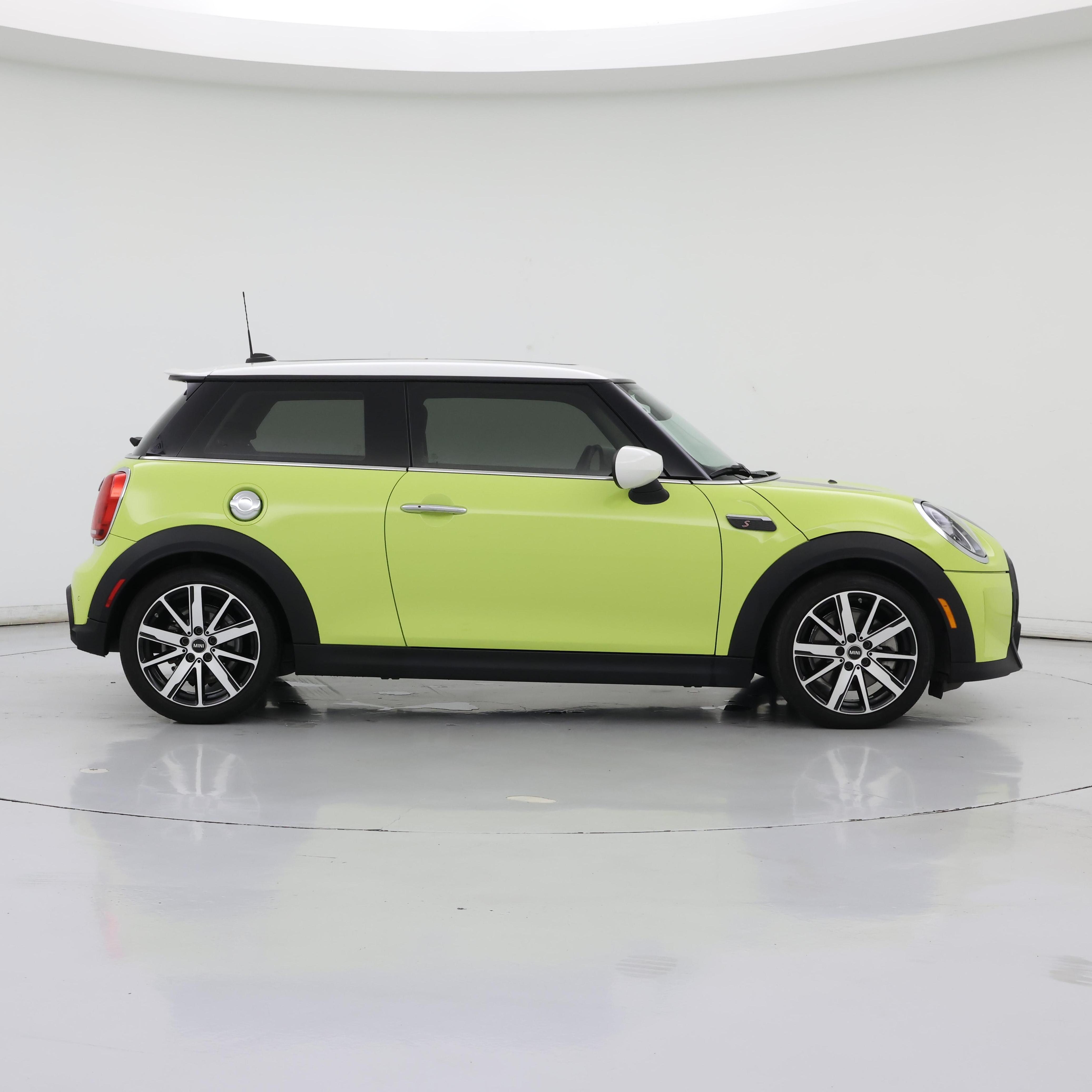 Thumbnail: 2023 MINI Cooper Hardtop - 7