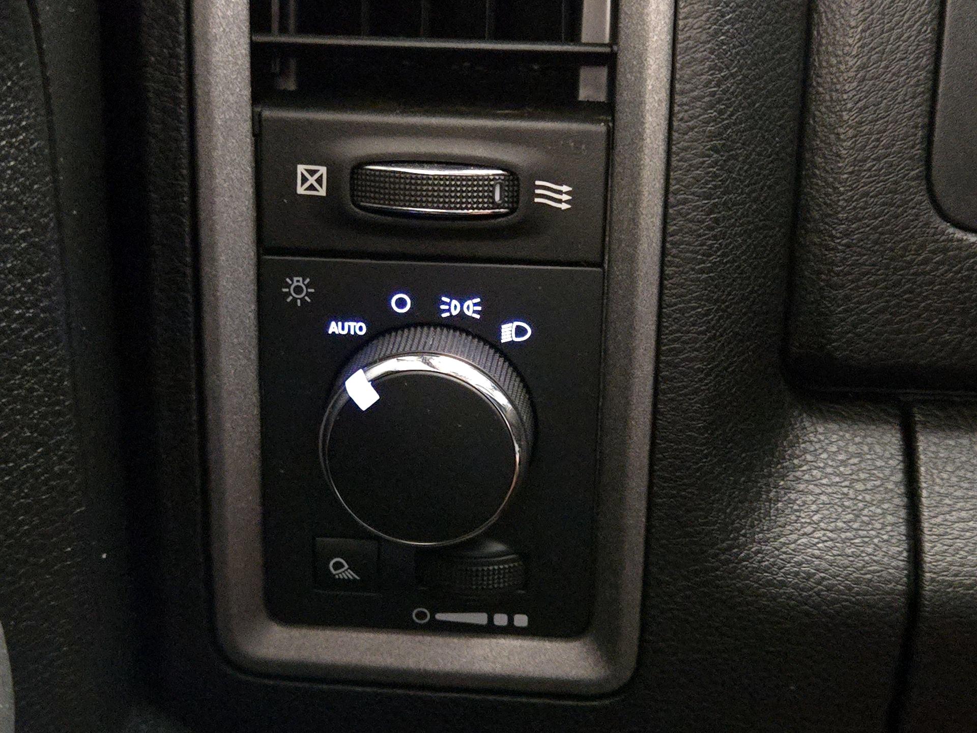 Thumbnail: 2022 RAM 1500 Classic - 13